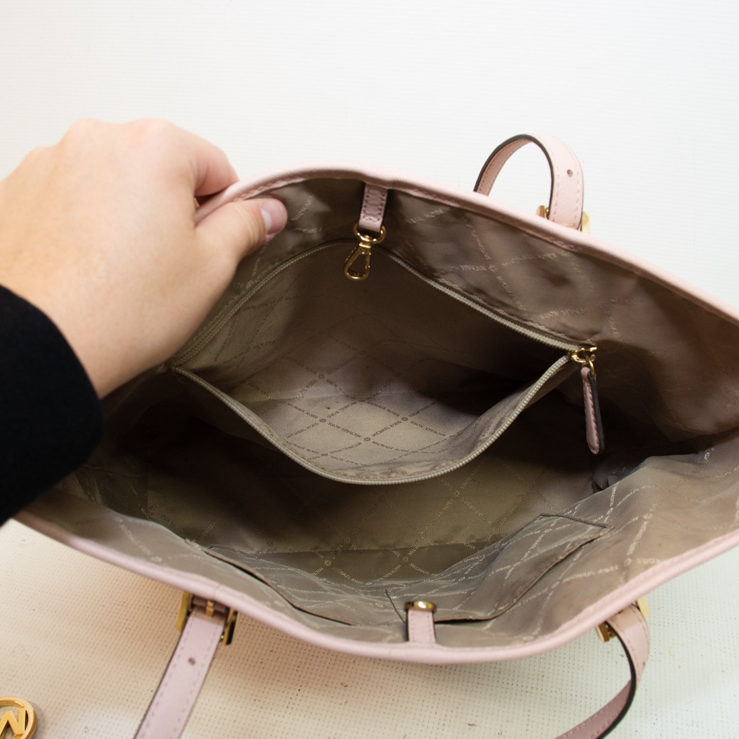 Michael Kors Saffiano Pink Large Tote - 35H7GTVT2L