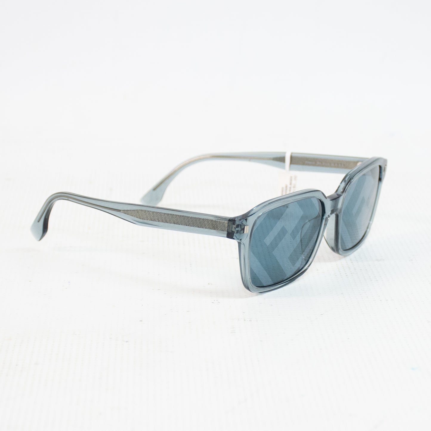 Fendi FE40025F Square Sunglasses