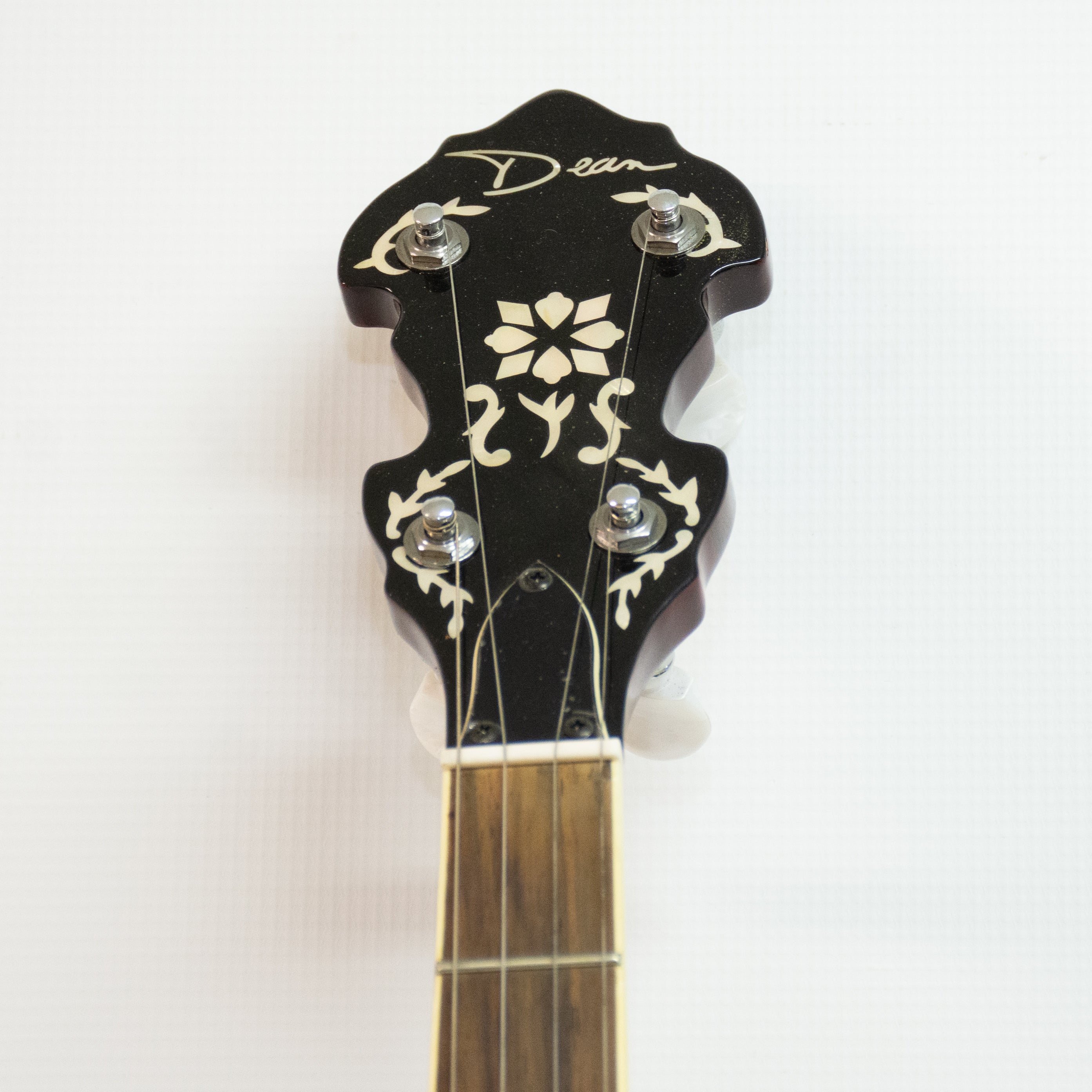 Dean Backwoods 5 Banjo - Black Walnut Fredboard