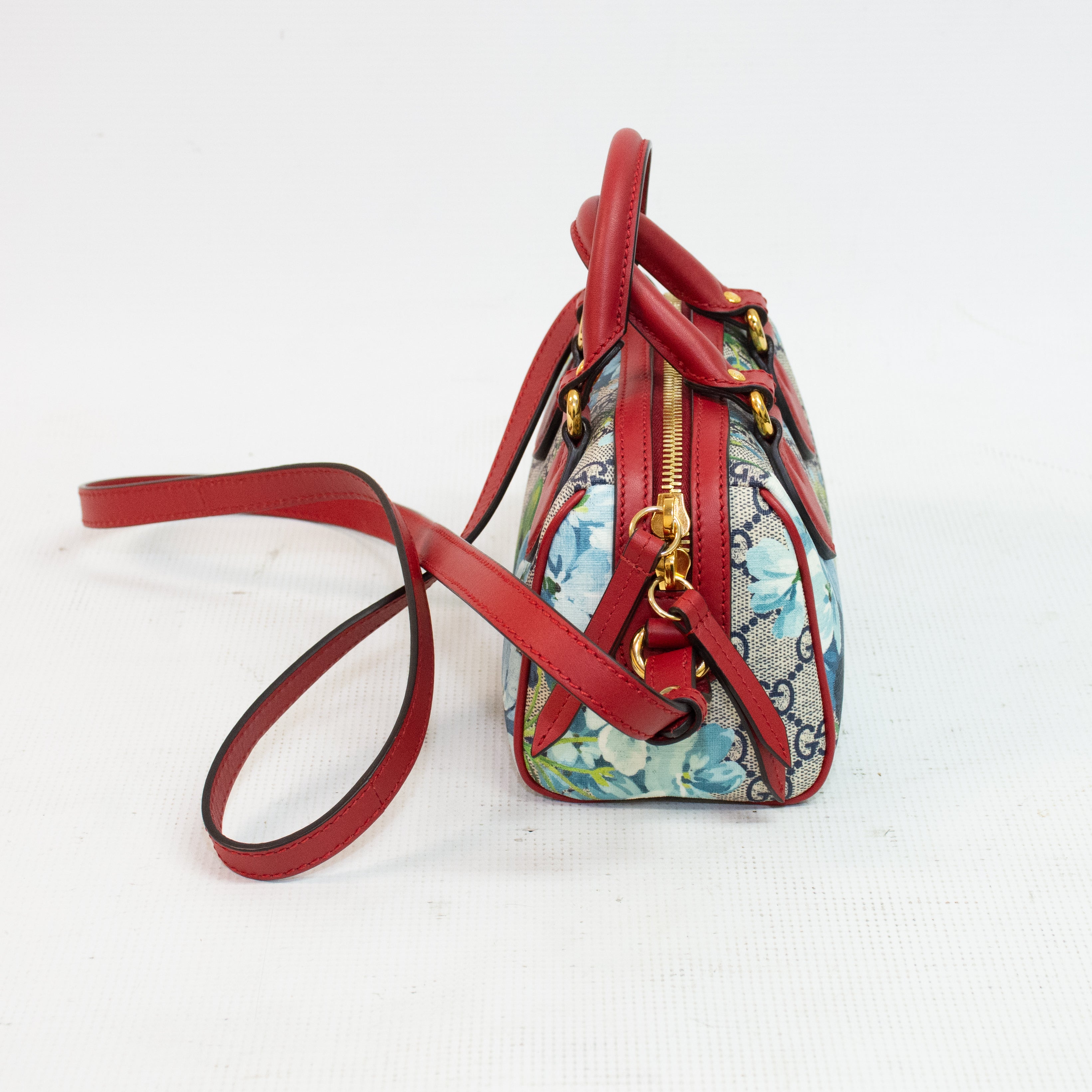 Gucci 546312 Mini Blooms GG Supreme Canvas Cross Body Bag