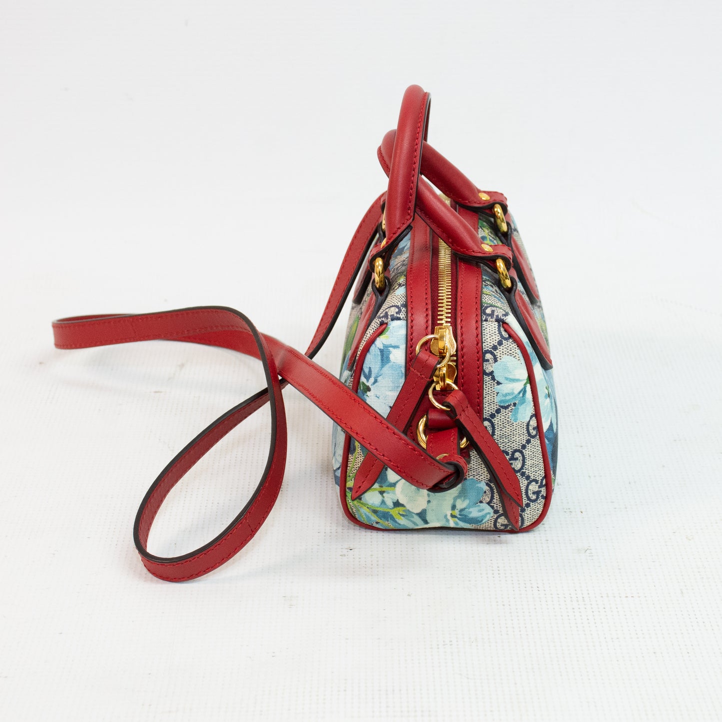 Gucci 546312 Mini Blooms GG Supreme Canvas Cross Body Bag