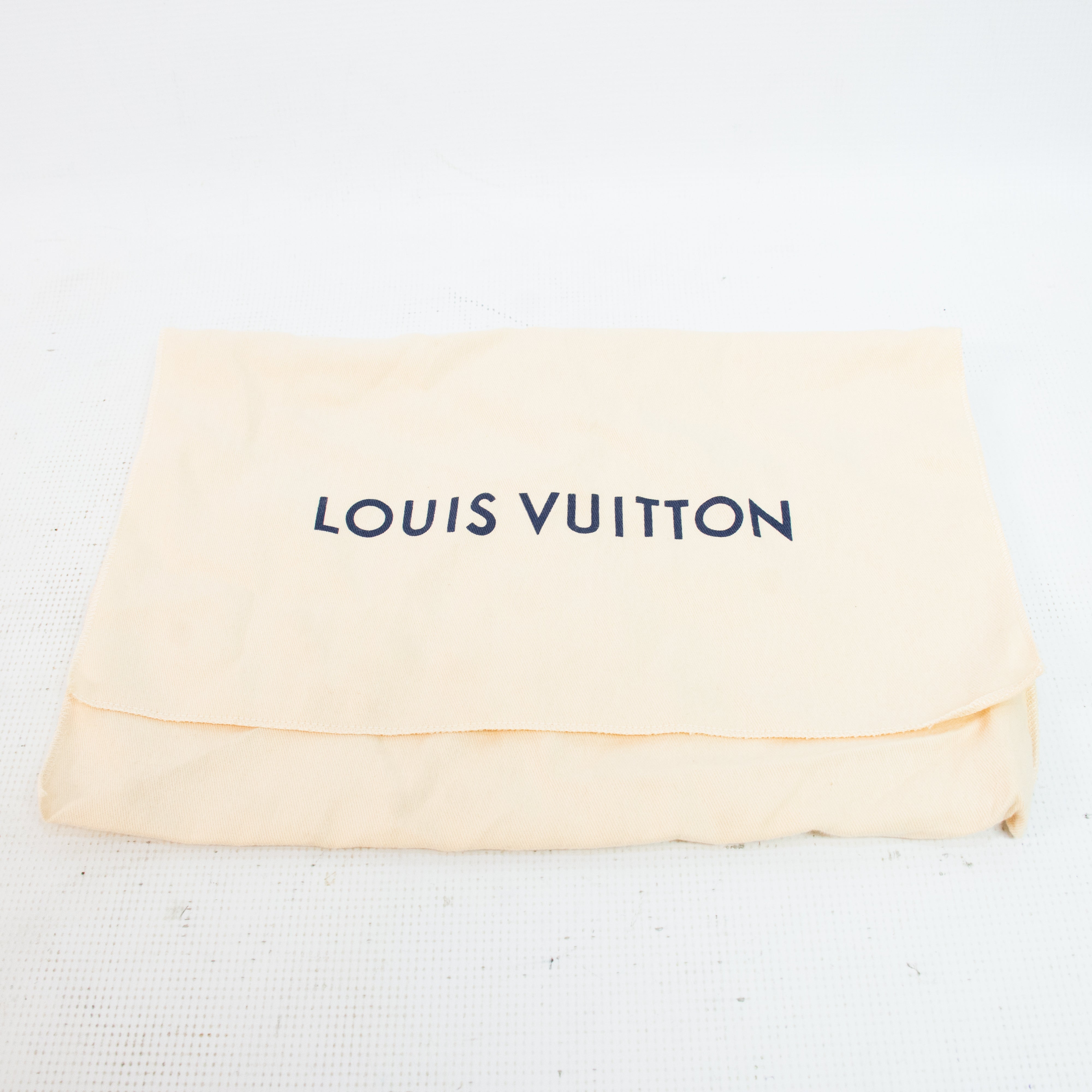 Louis Vuitton Discovery Bum PM Water Color Monogram Body Bag - M45759