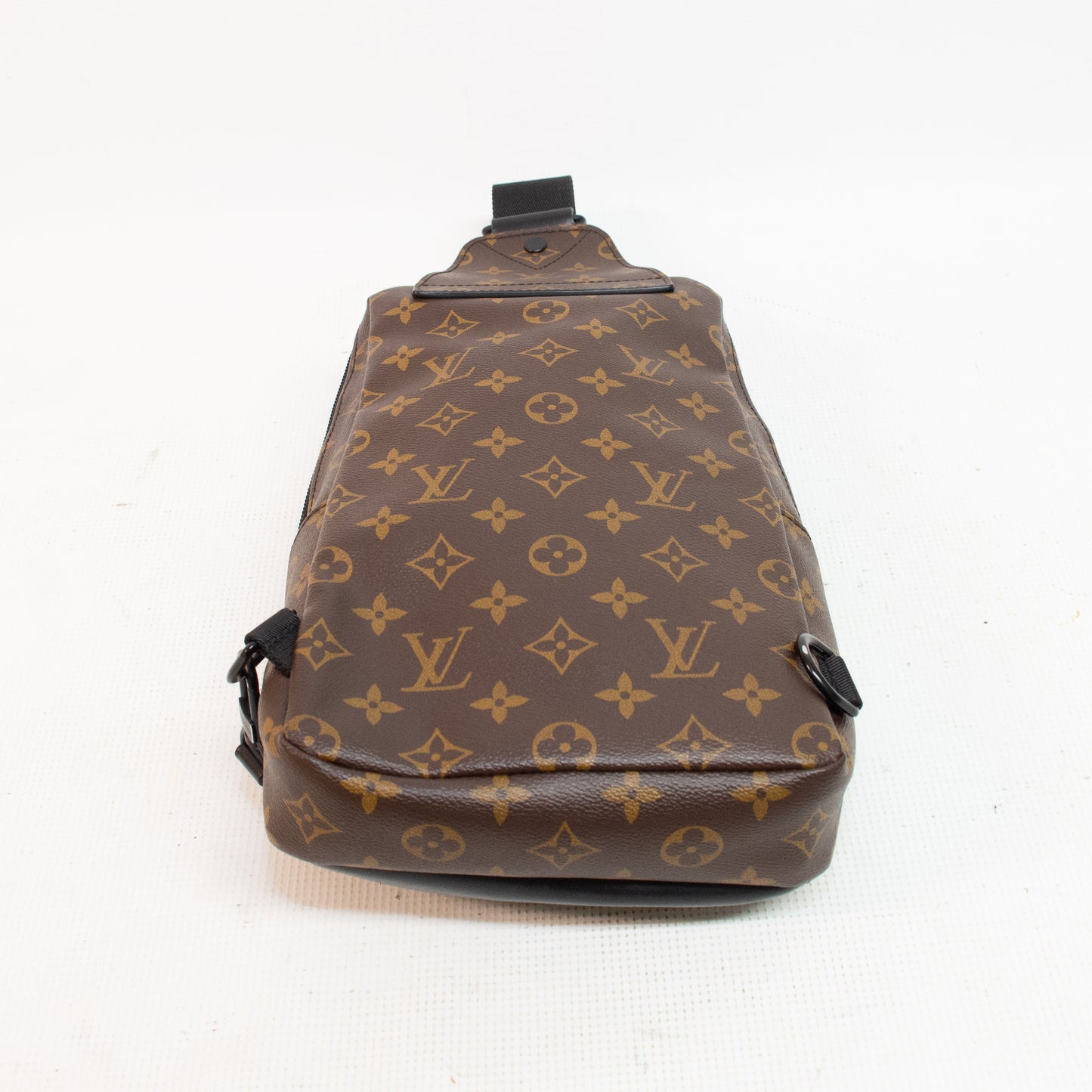 Louis Vuitton Avenue Macassar Monogram Sling Bag - M45897