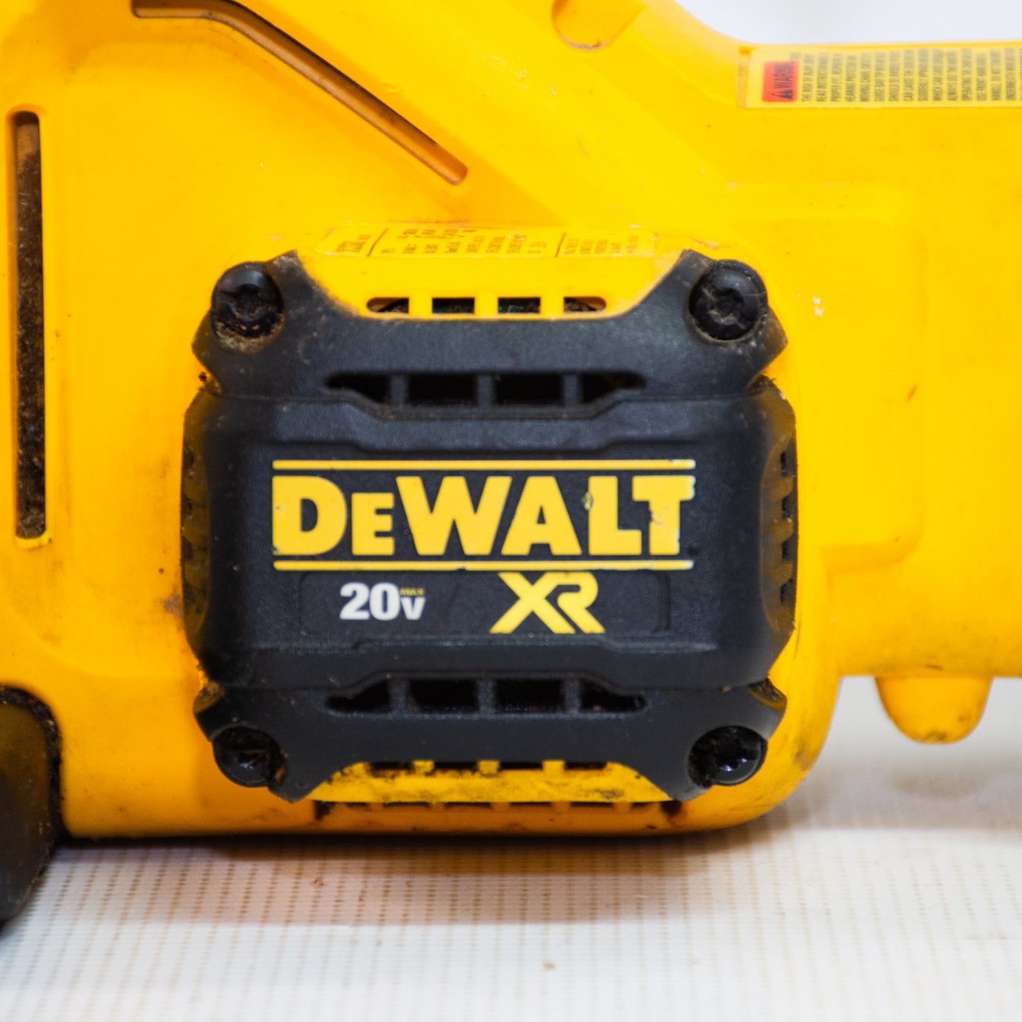 DEWALT DCS620 20V Max Compact Brushless Cordless Chainsaw