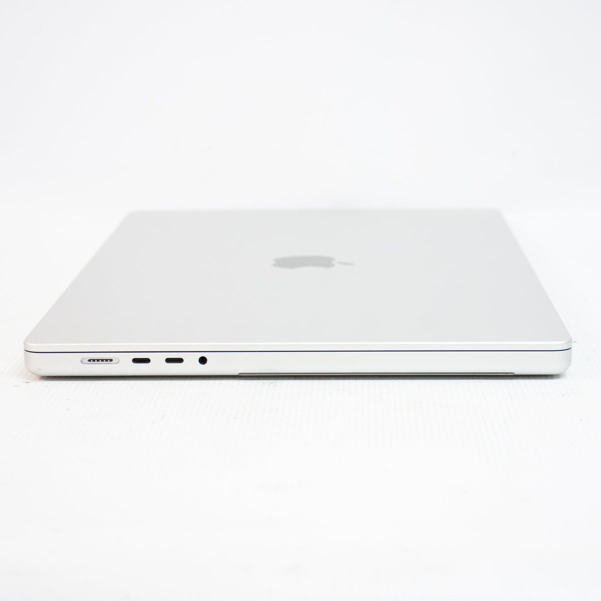 Apple Macbook Pro 16" A2780 - M2 Pro - 16 GB Ram - 512 GB SSD