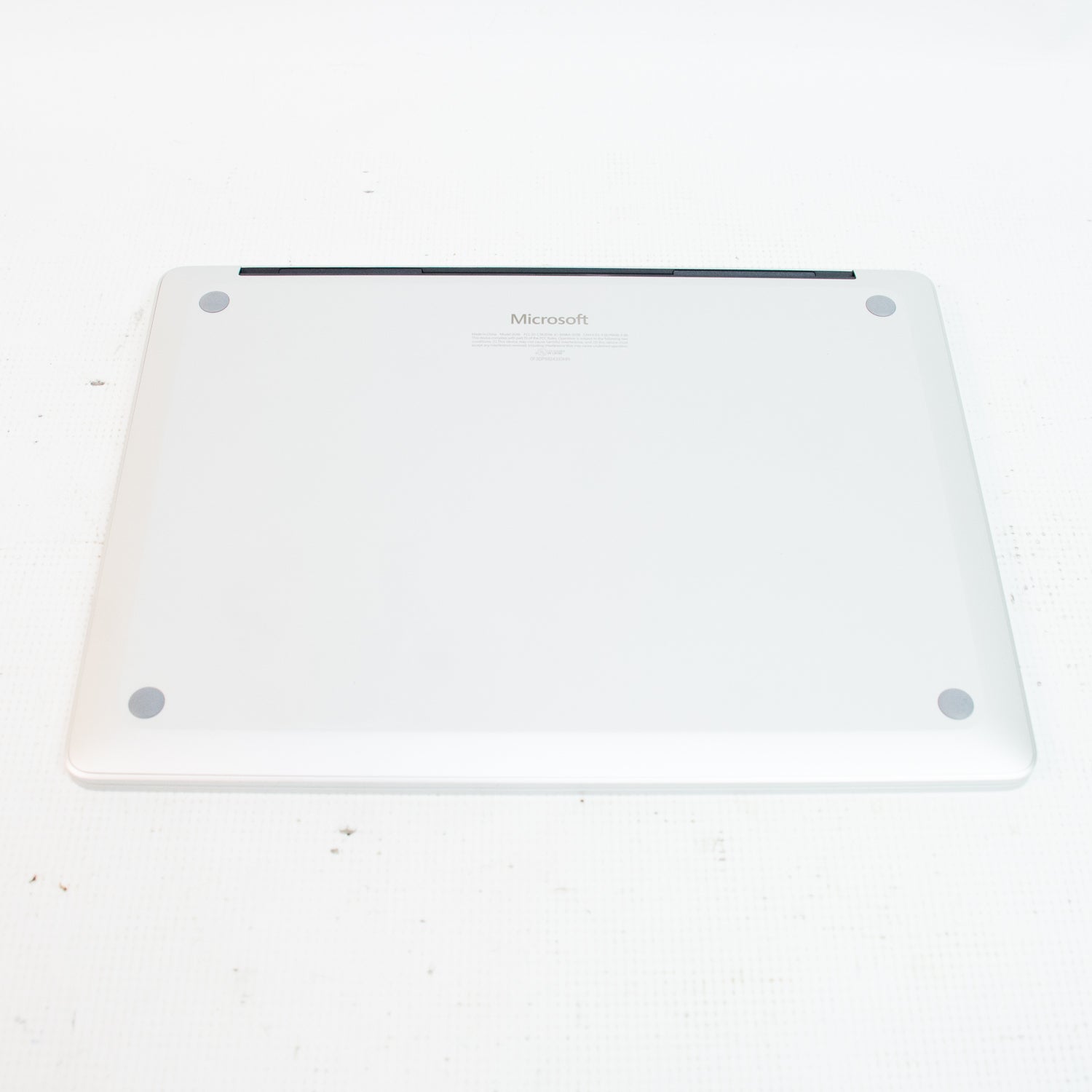 Microsoft Surface Laptop 7th Edition - Snapdragon X, 16 GB Ram, 1 TB