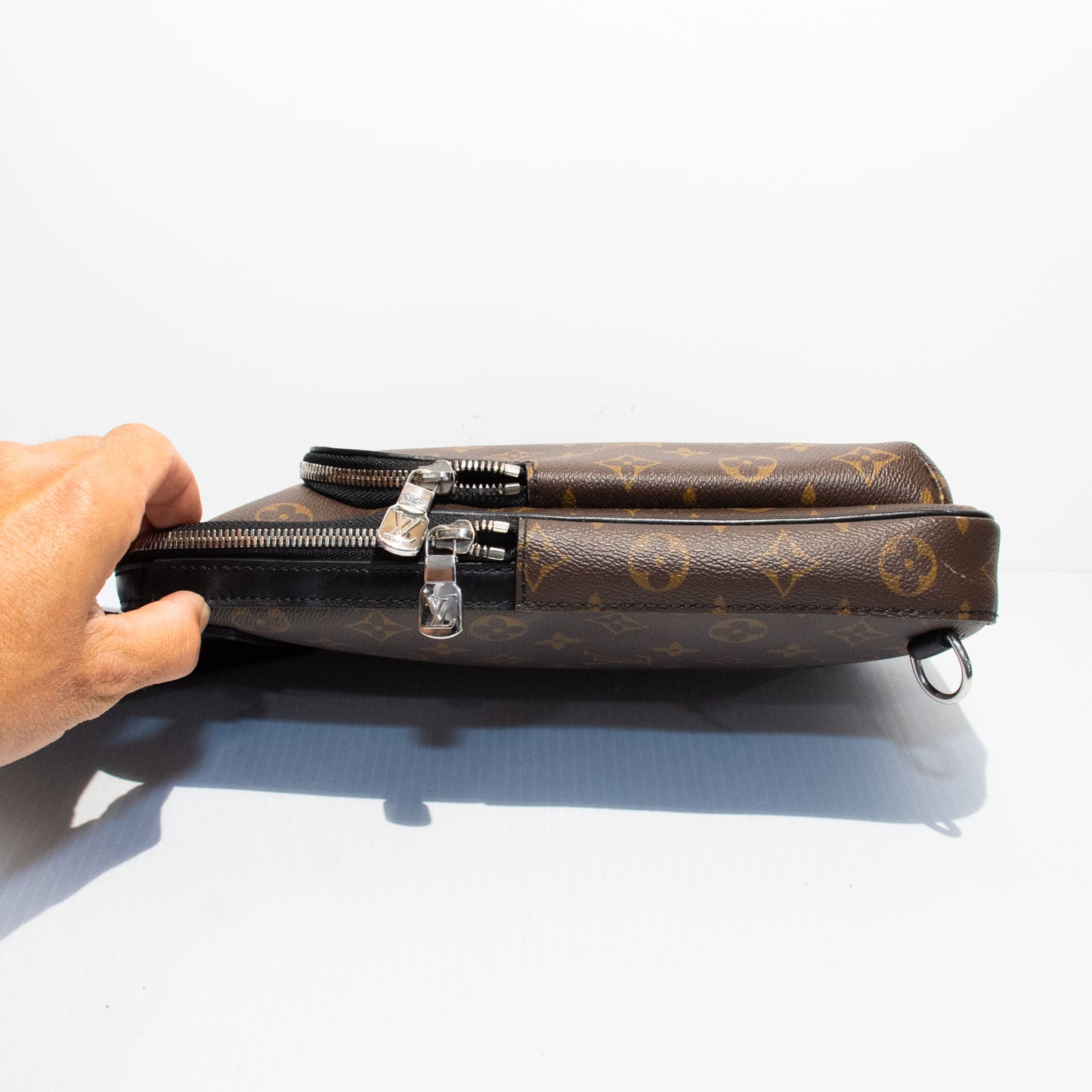 Louis Vuitton Macassar Avenue Brown Monogram Slingbag