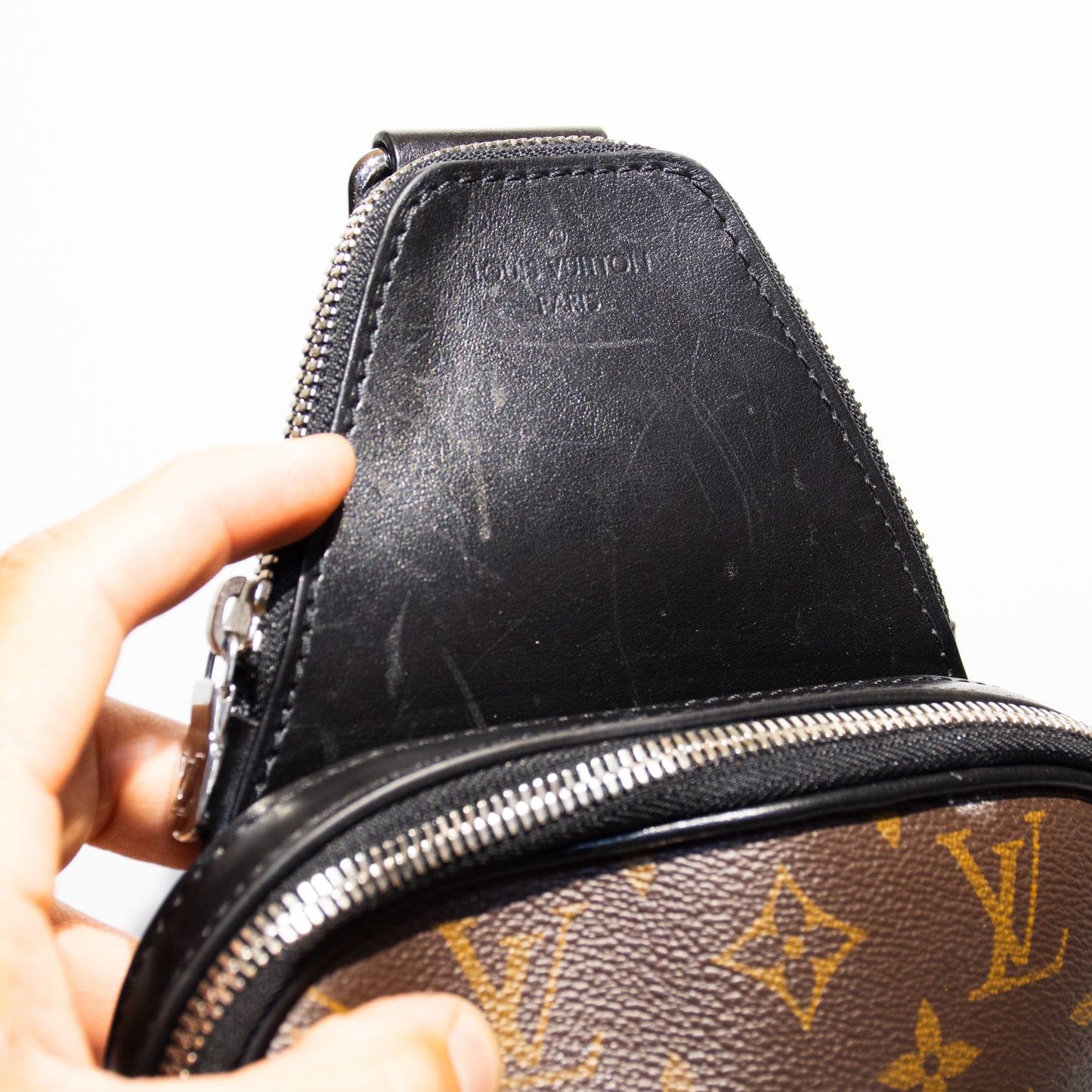 Louis Vuitton Macassar Avenue Brown Monogram Slingbag