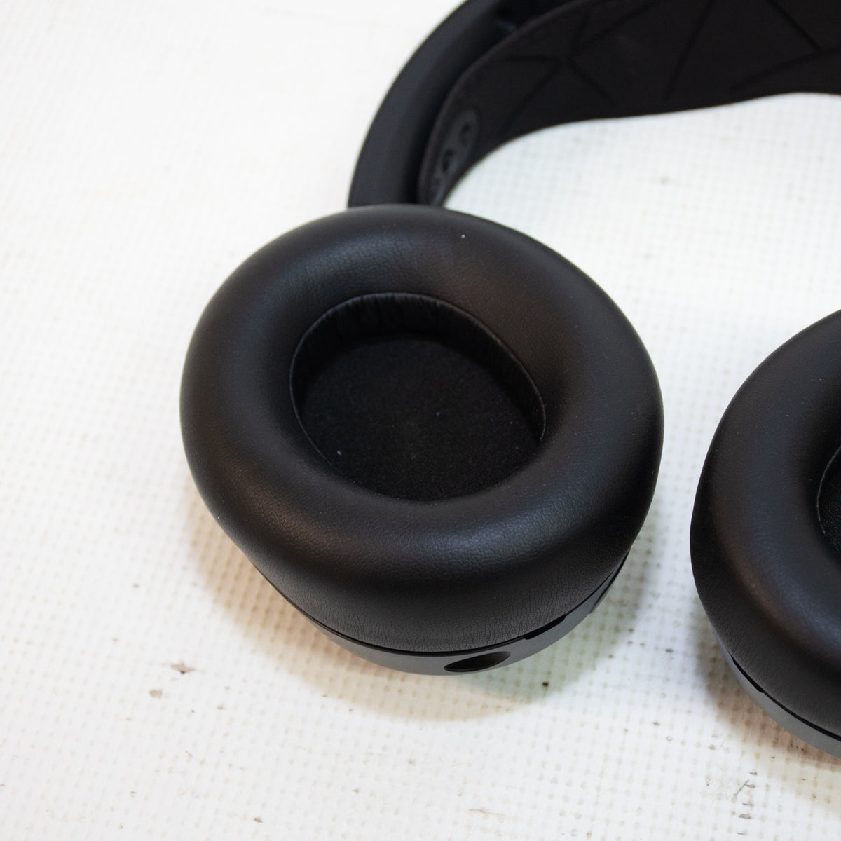Steelseries H525 Arctis Nova Pro Wireless Over-Ear Headphones