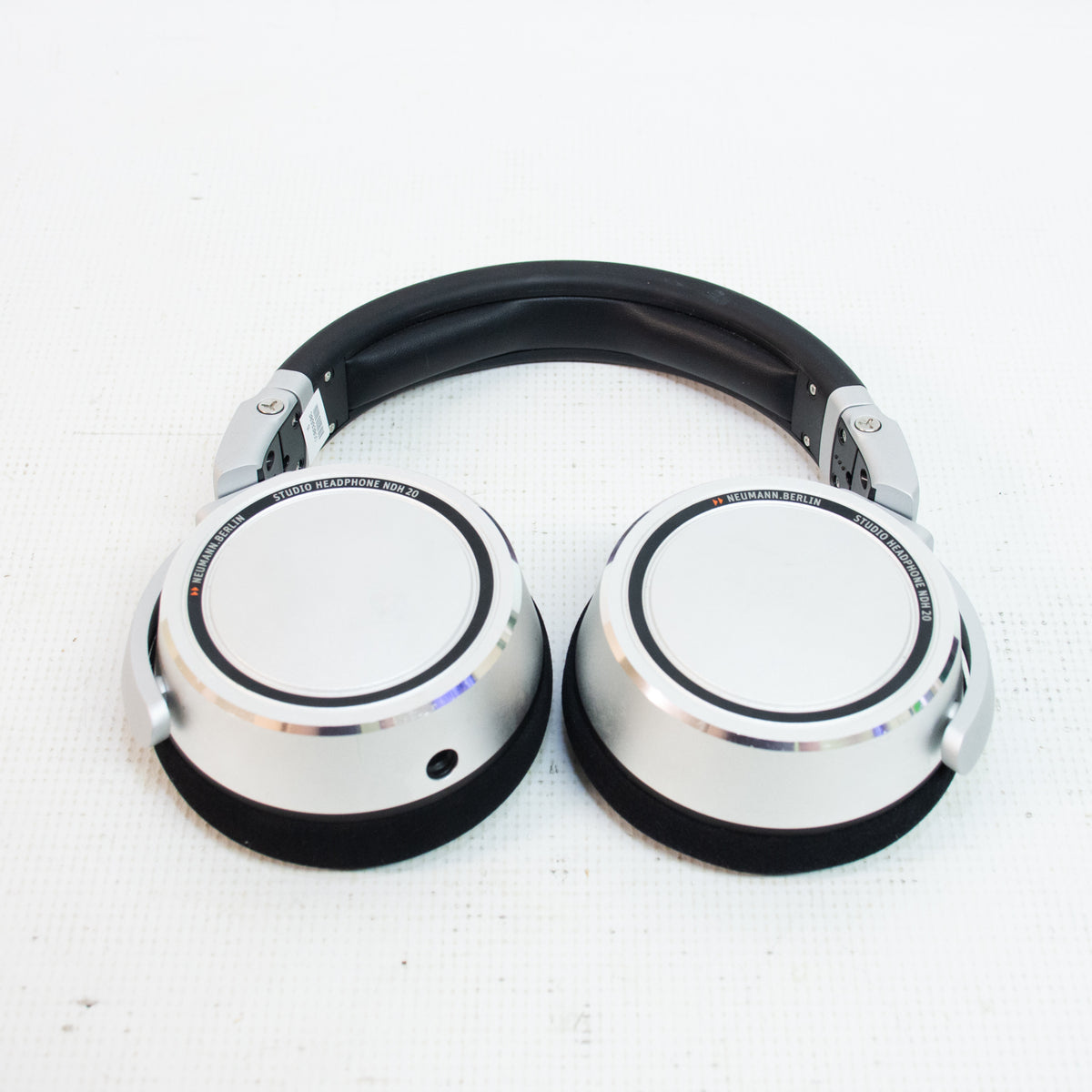 Neumann.Berlin NDH 20 Closed Dynamic Headphones