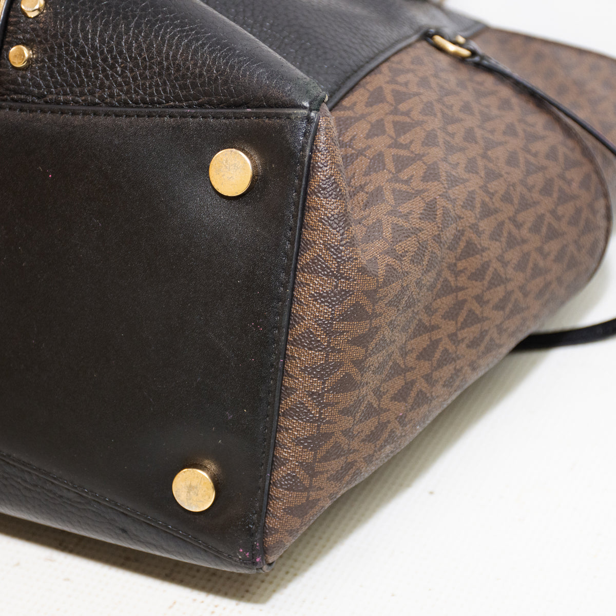 Michael Kors Voyager Leopard Tote Bag