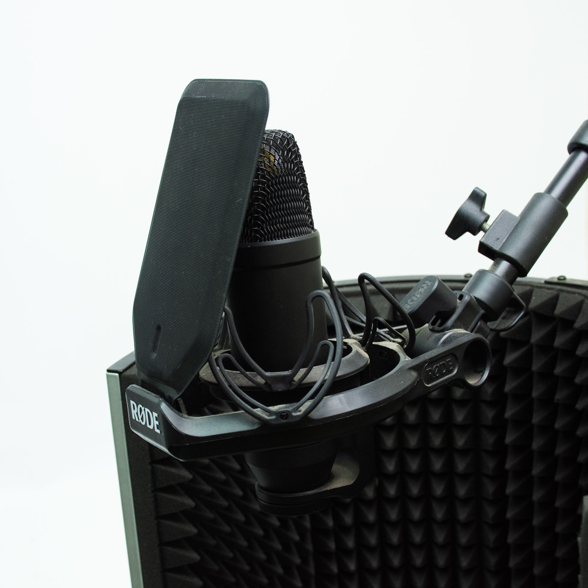 Rode NT1 Studio Condenser Mic w/ Isolation Shield & Mount
