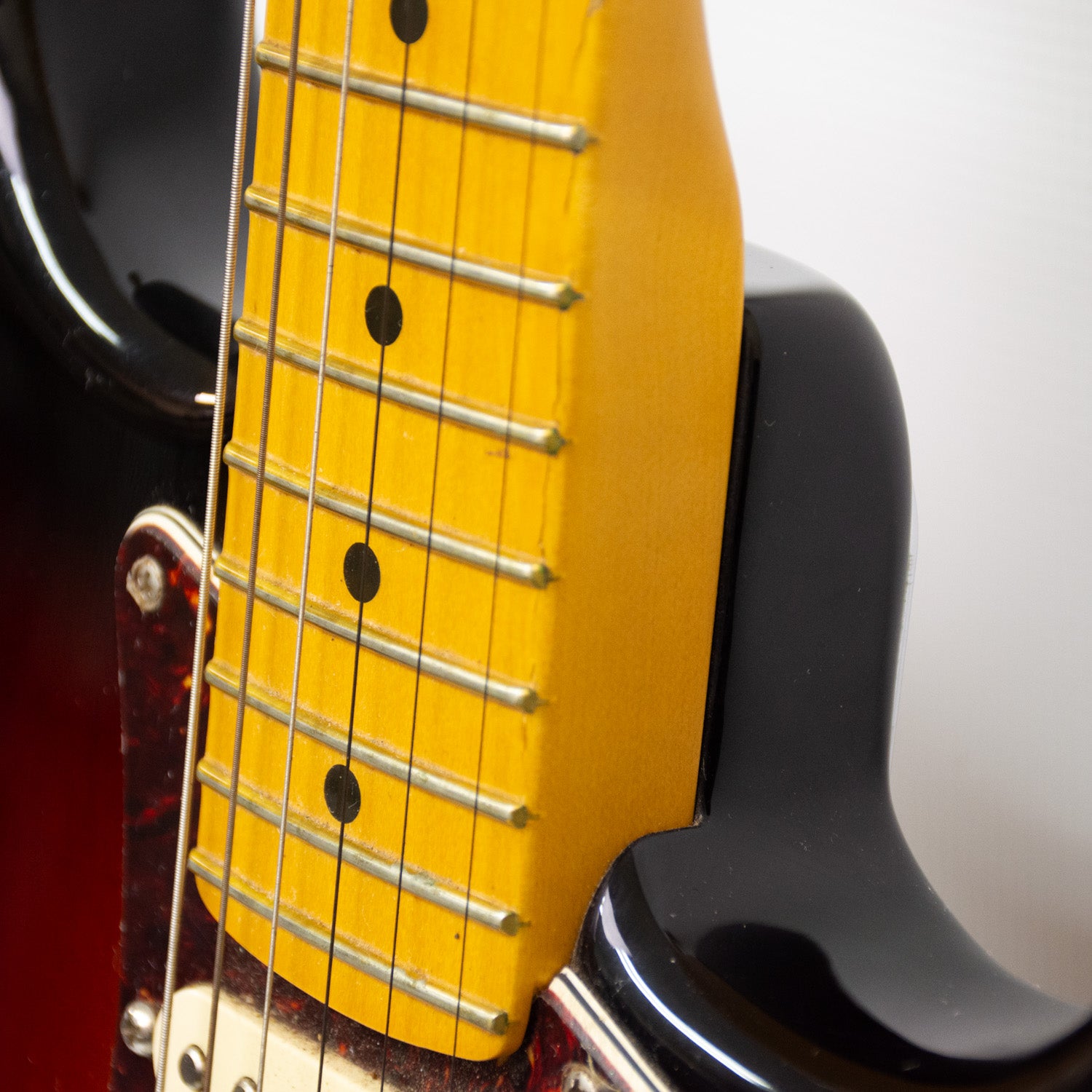 Fender American Professional II Stratocaster w/ Rosewood Fretboard - Sunburst