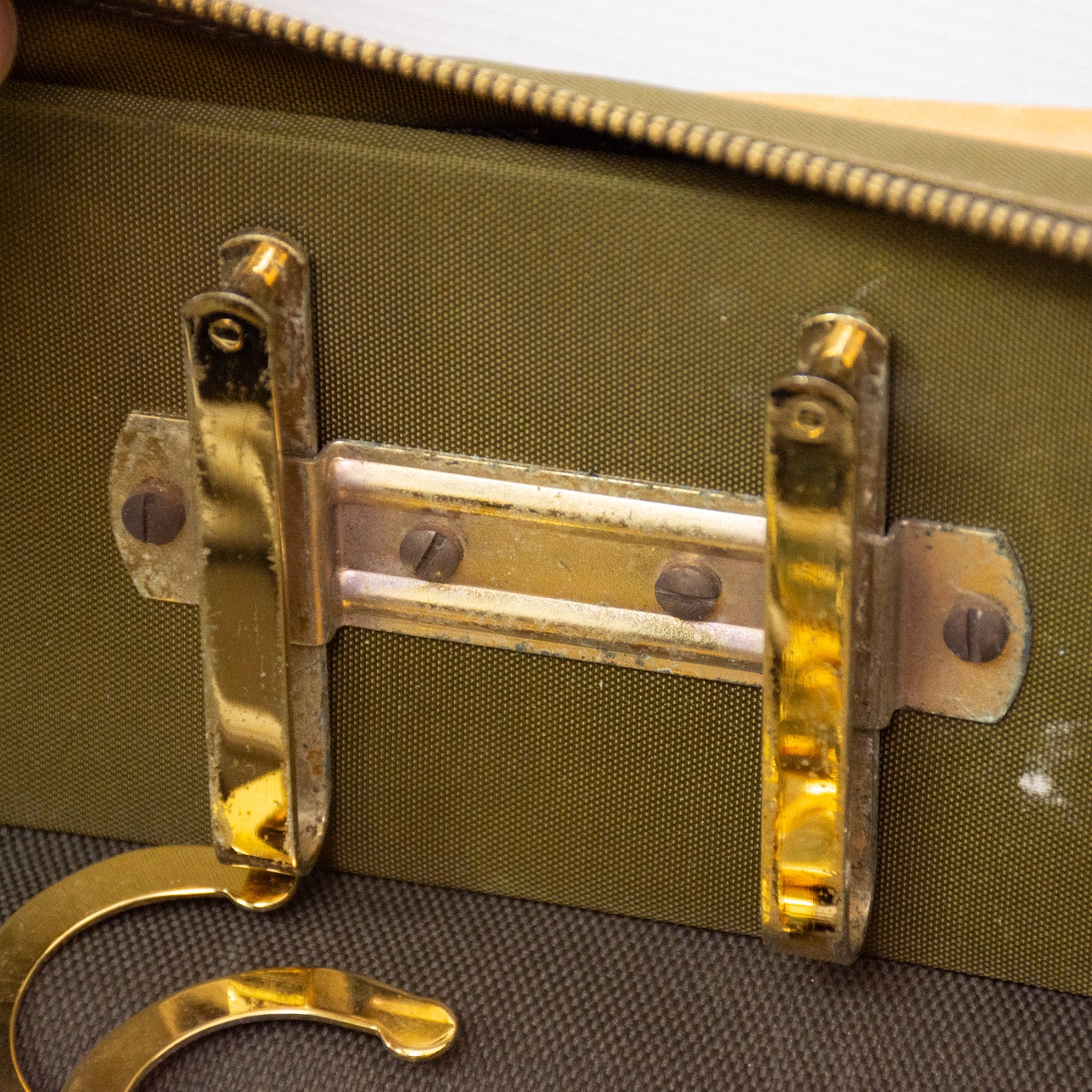 Louis Vuitton Monogram Cabin Folding 3 Hanger Garmet Travel Bag - M23420