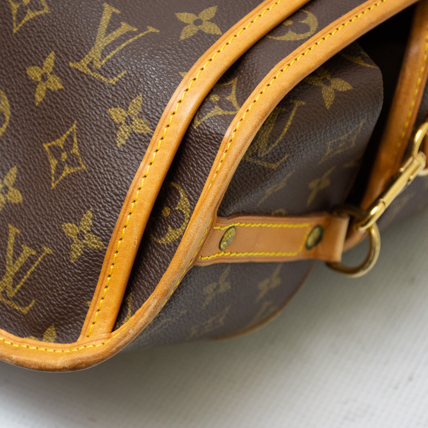 Louis Vuitton Monogram Cabin Folding 3 Hanger Garmet Travel Bag - M23420