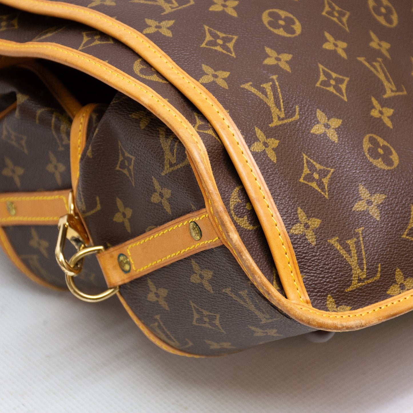 Louis Vuitton Monogram Cabin Folding 3 Hanger Garmet Travel Bag - M23420