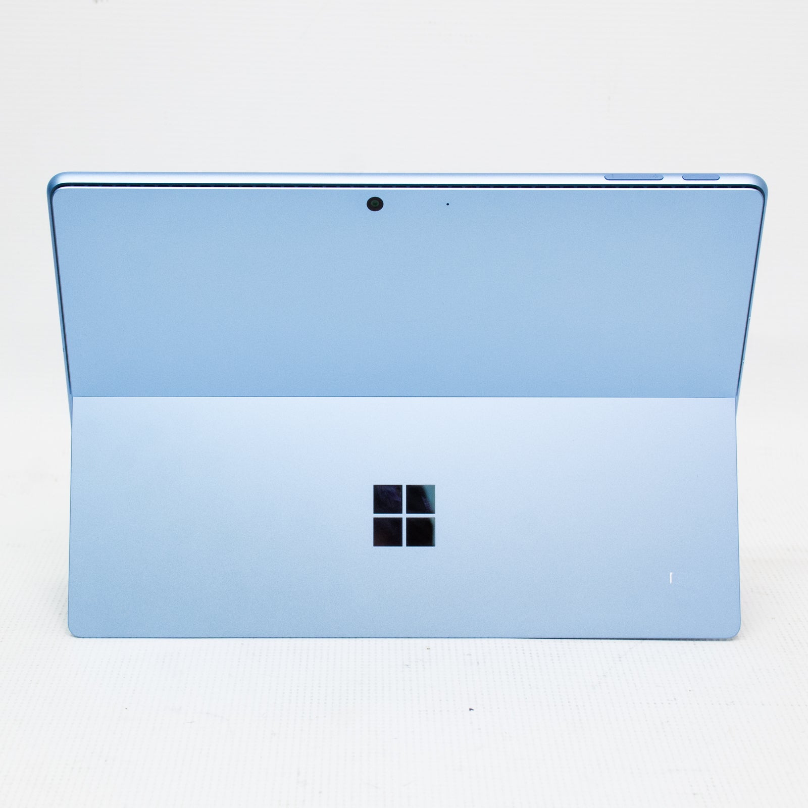 Microsoft Surface Pro 9 2038, Intel i5 2.5Ghz, 8 GB Ram, 256 GB SSD - Blue