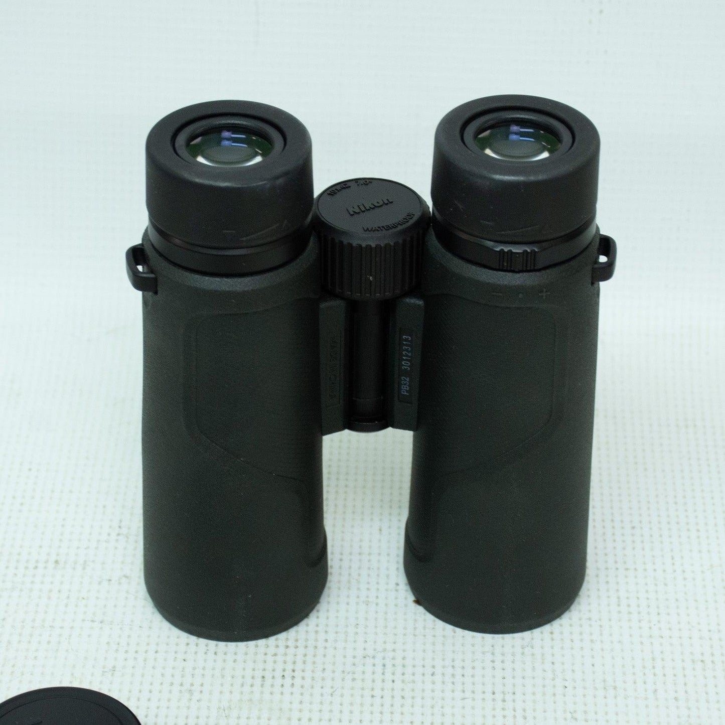 Nikon Prostaff P3 10x42 Waterproof & Fogproof Rubber-Armored Binoculars
