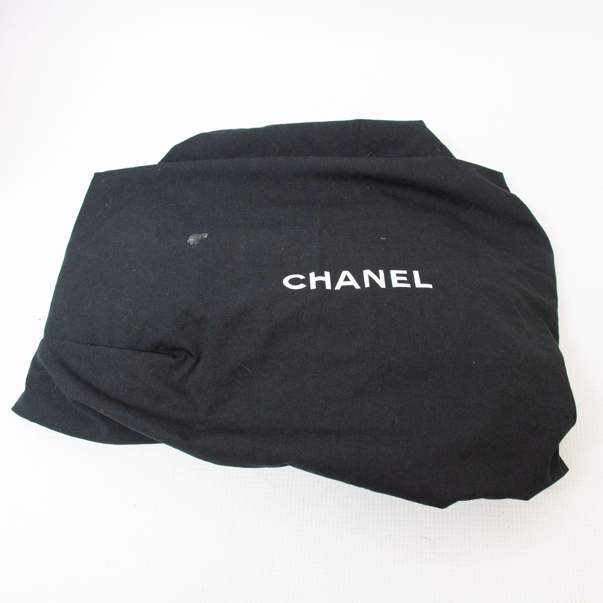 chanel vanity caviar bag