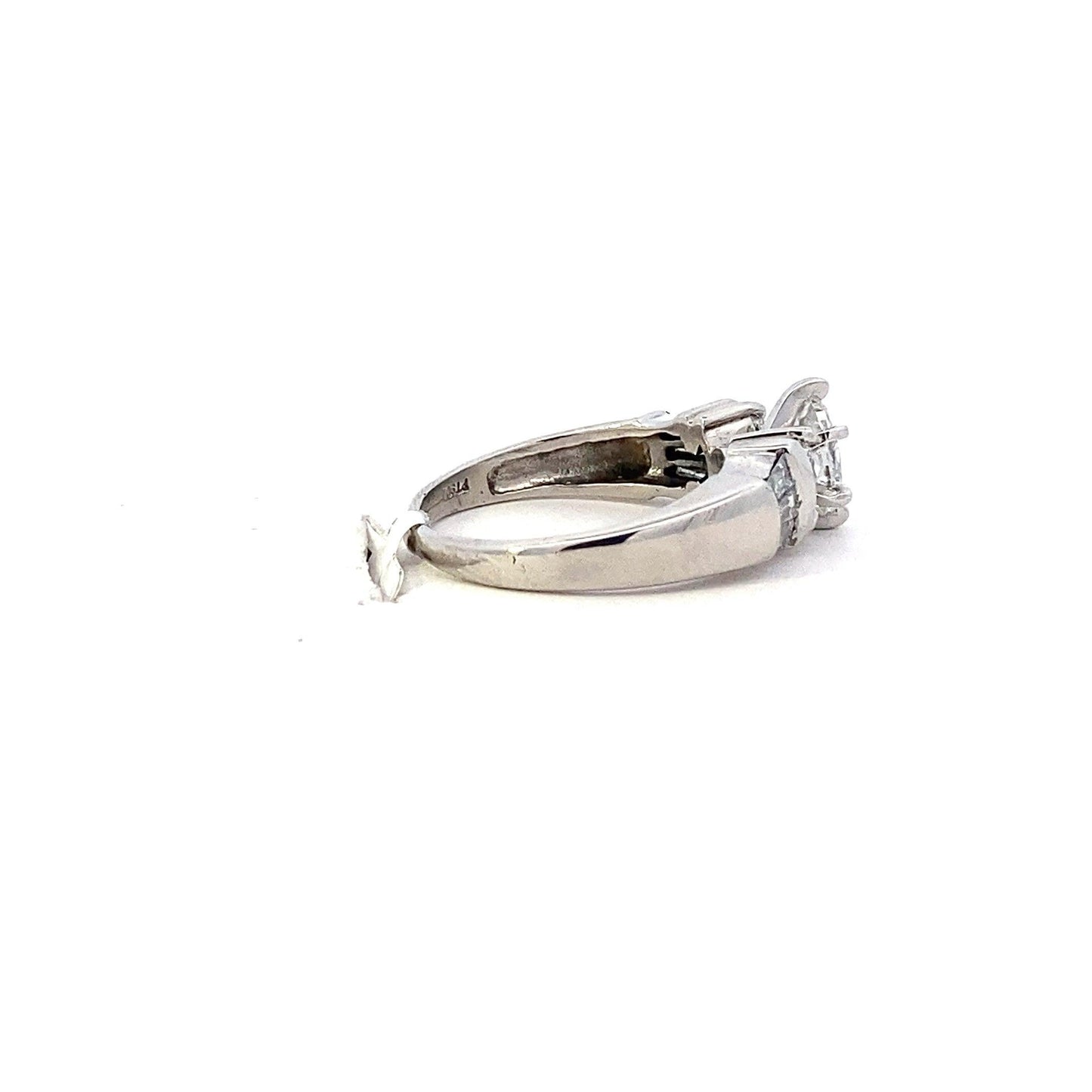 Platinum Women's Diamond Ring - 0.84ct - ipawnishop.com