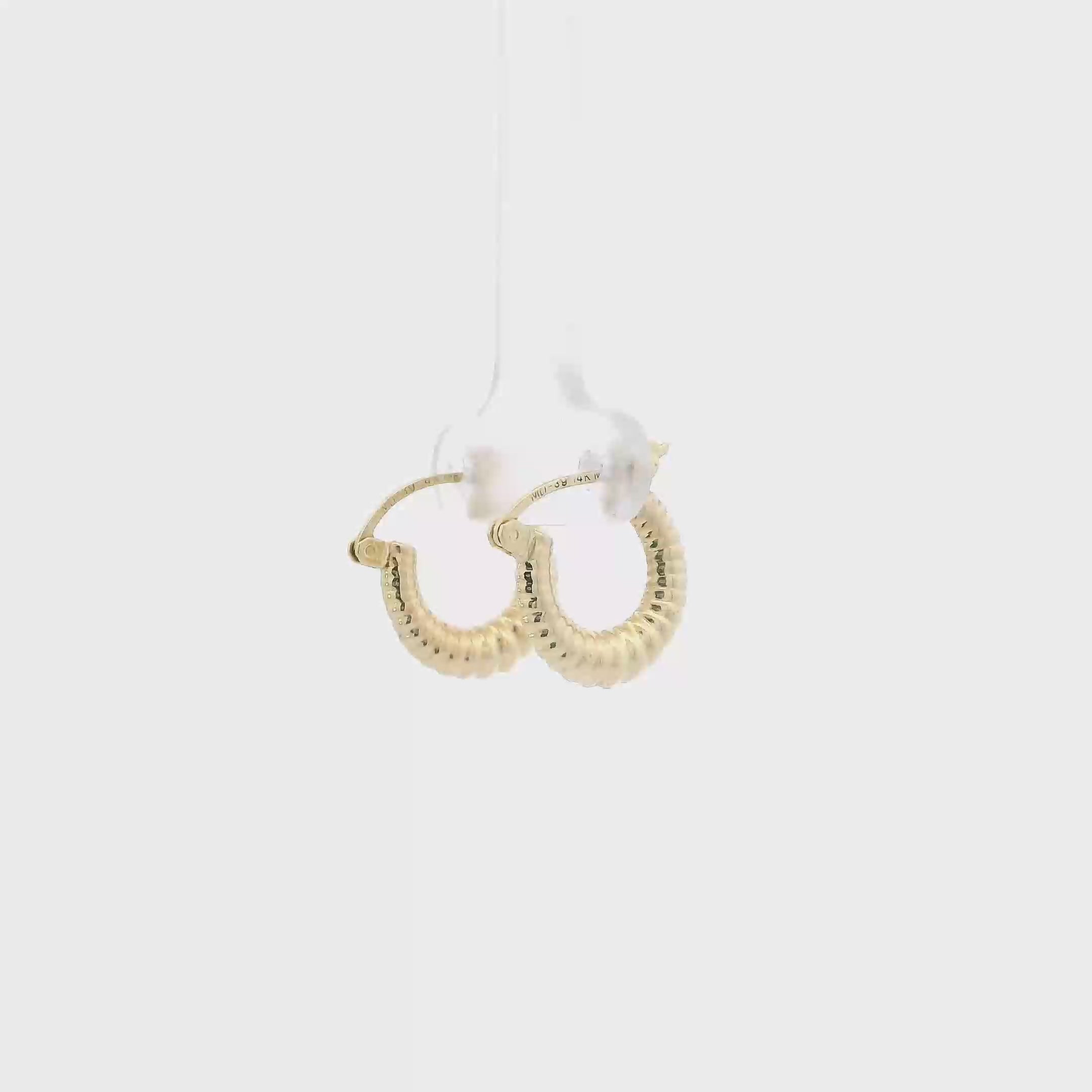 14K Yellow Gold Scalloped Hoop Earrings