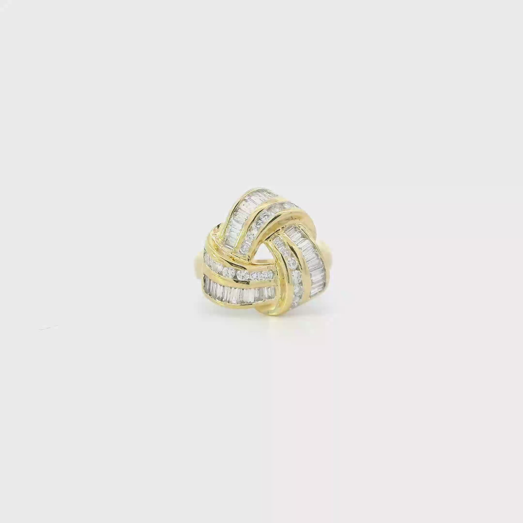 18K Yellow Gold Diamond Triangle Womens Ring - 1.07ct