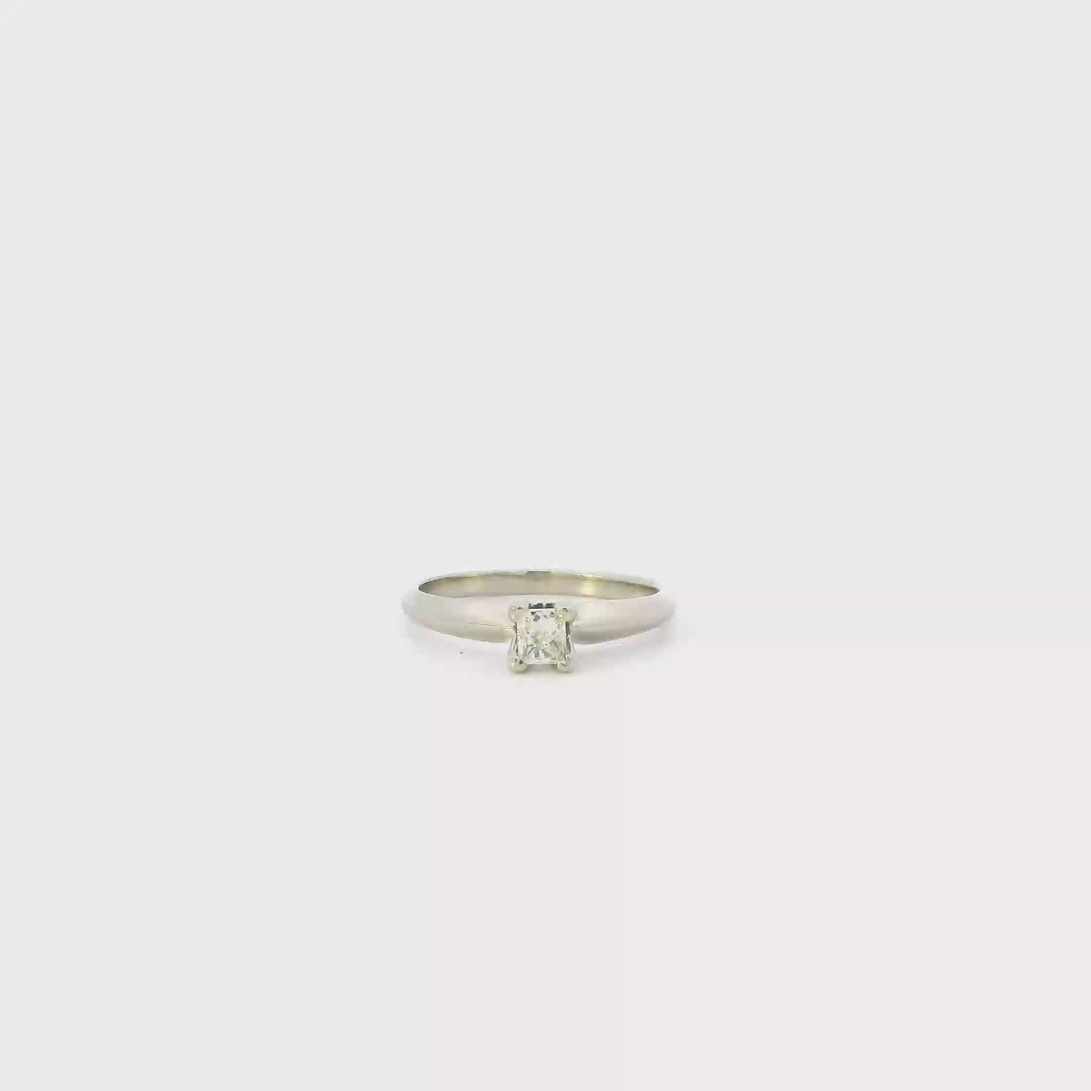 14K White Gold Solitaire Diamond Womens Ring - 0.19ct