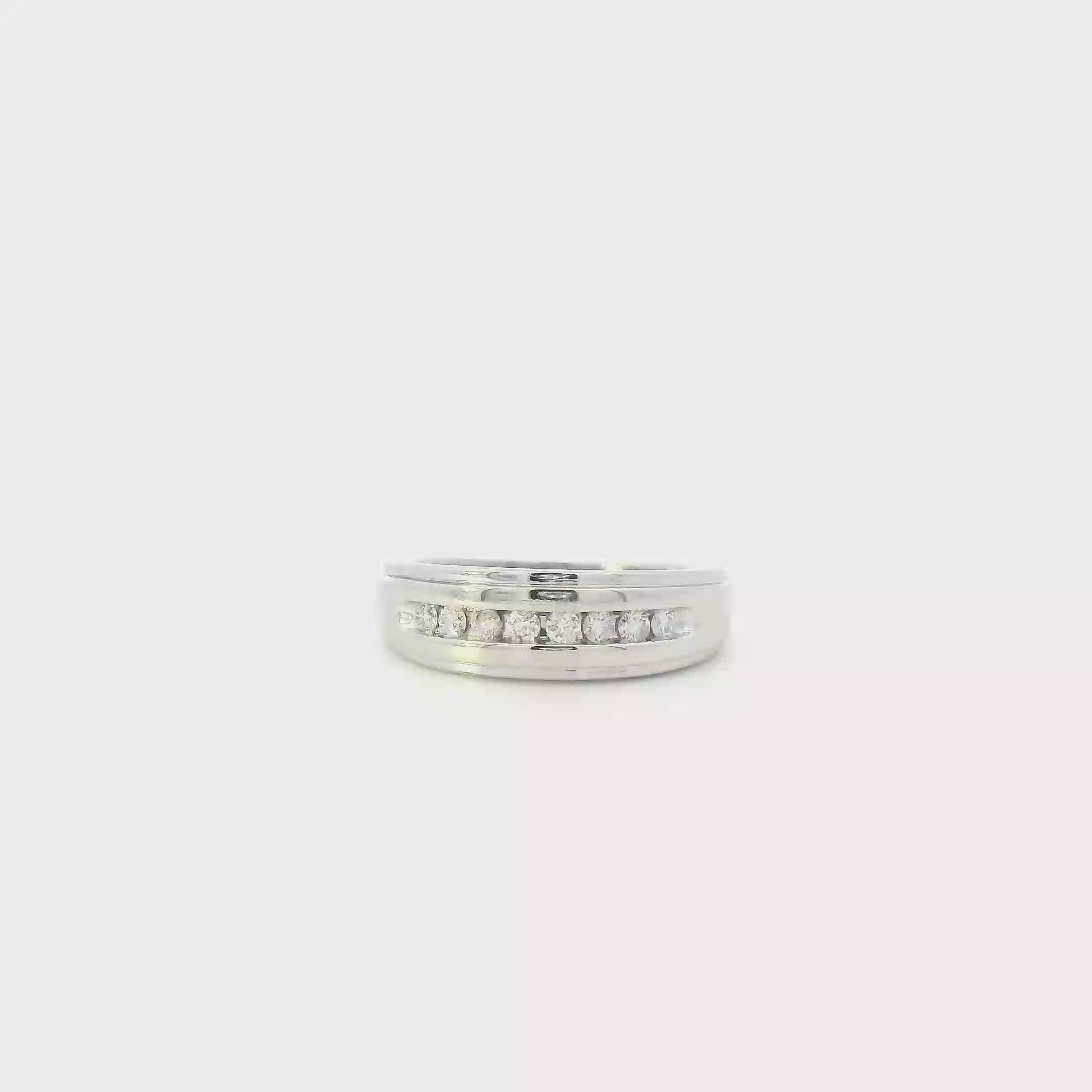10K White Gold Diamonds Womans Ring