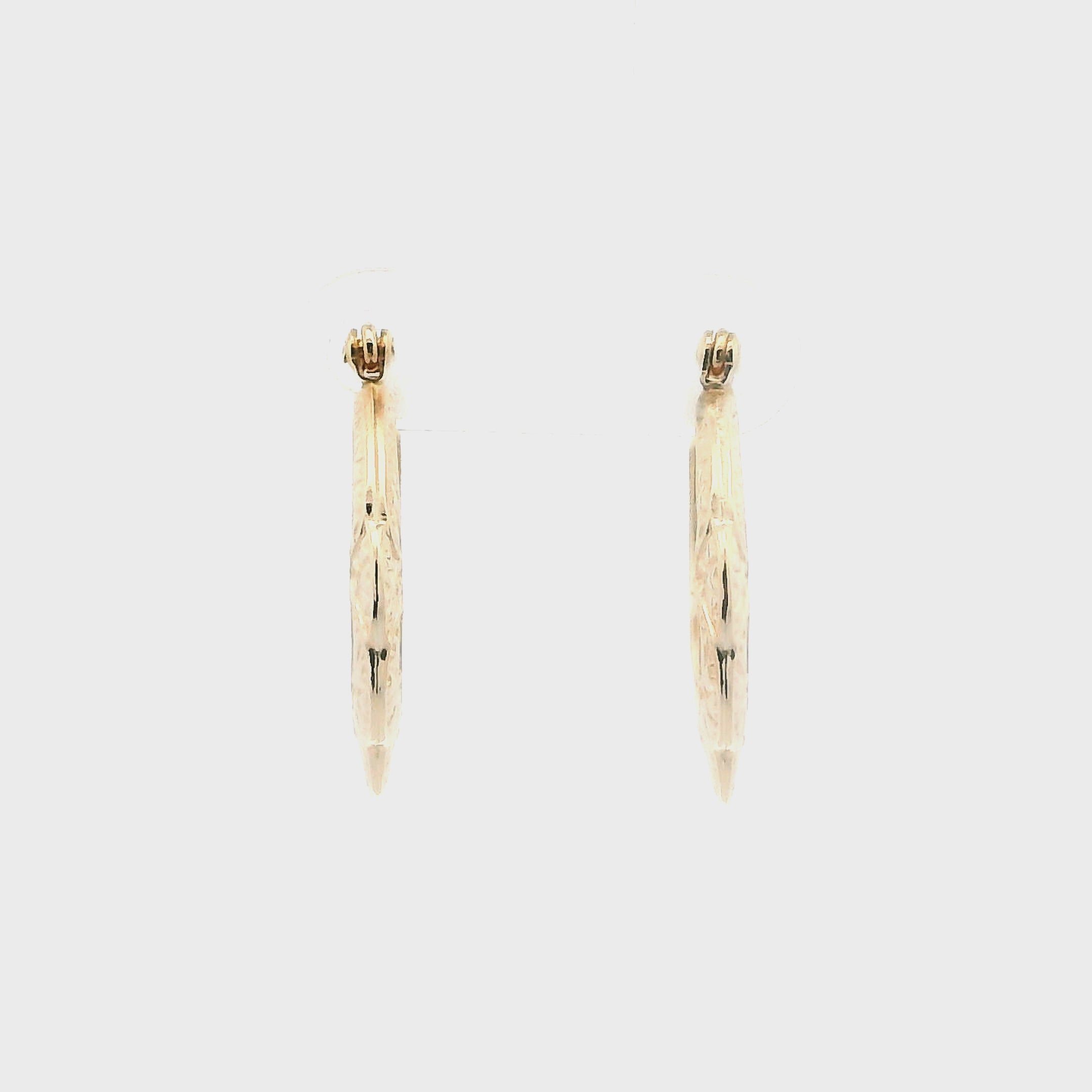 14K Yellow Gold Scalloped Hoop Earrings