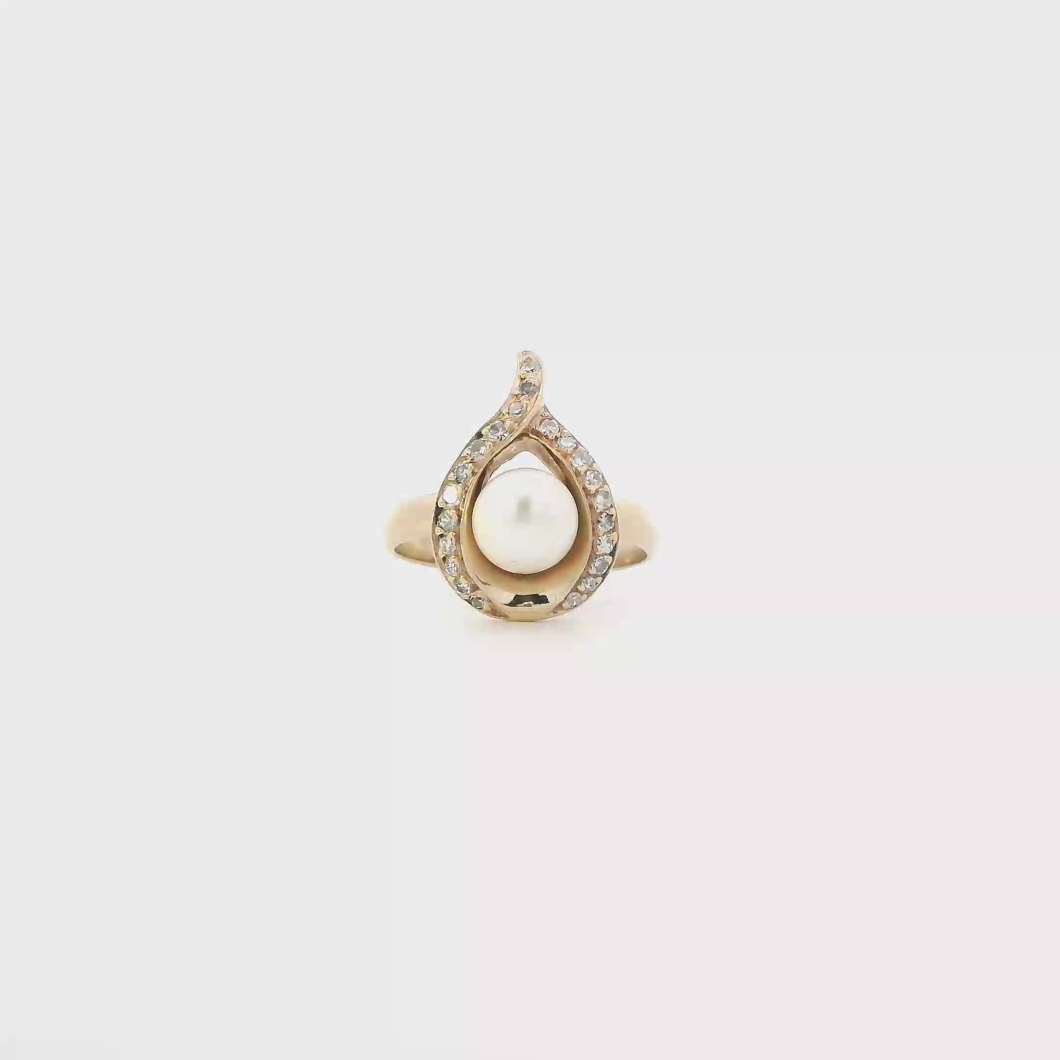 14K Yellow Gold Pearl & Diamond Womens Ring