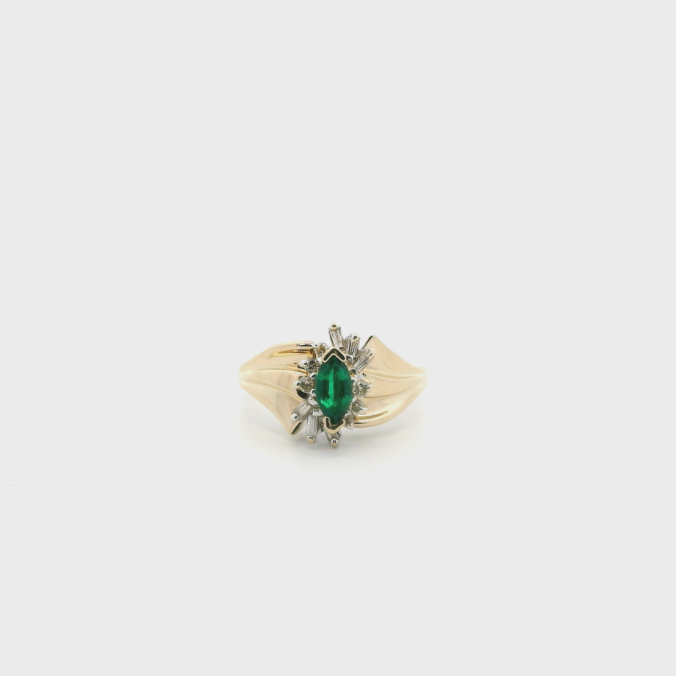 14K Yellow Gold Emerald & Diamond Womens Ring - 0.08ct