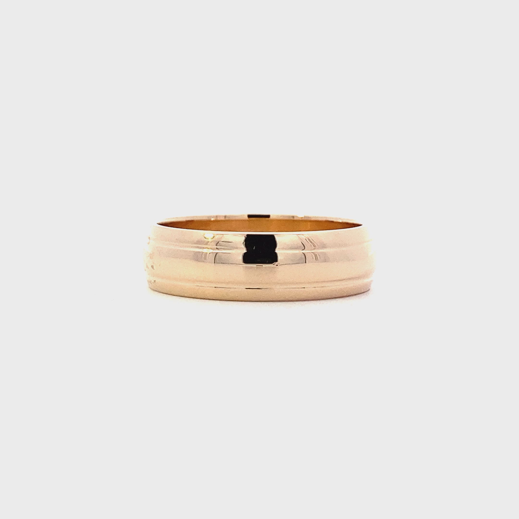 14K Yellow Gold Grooved Edge Band