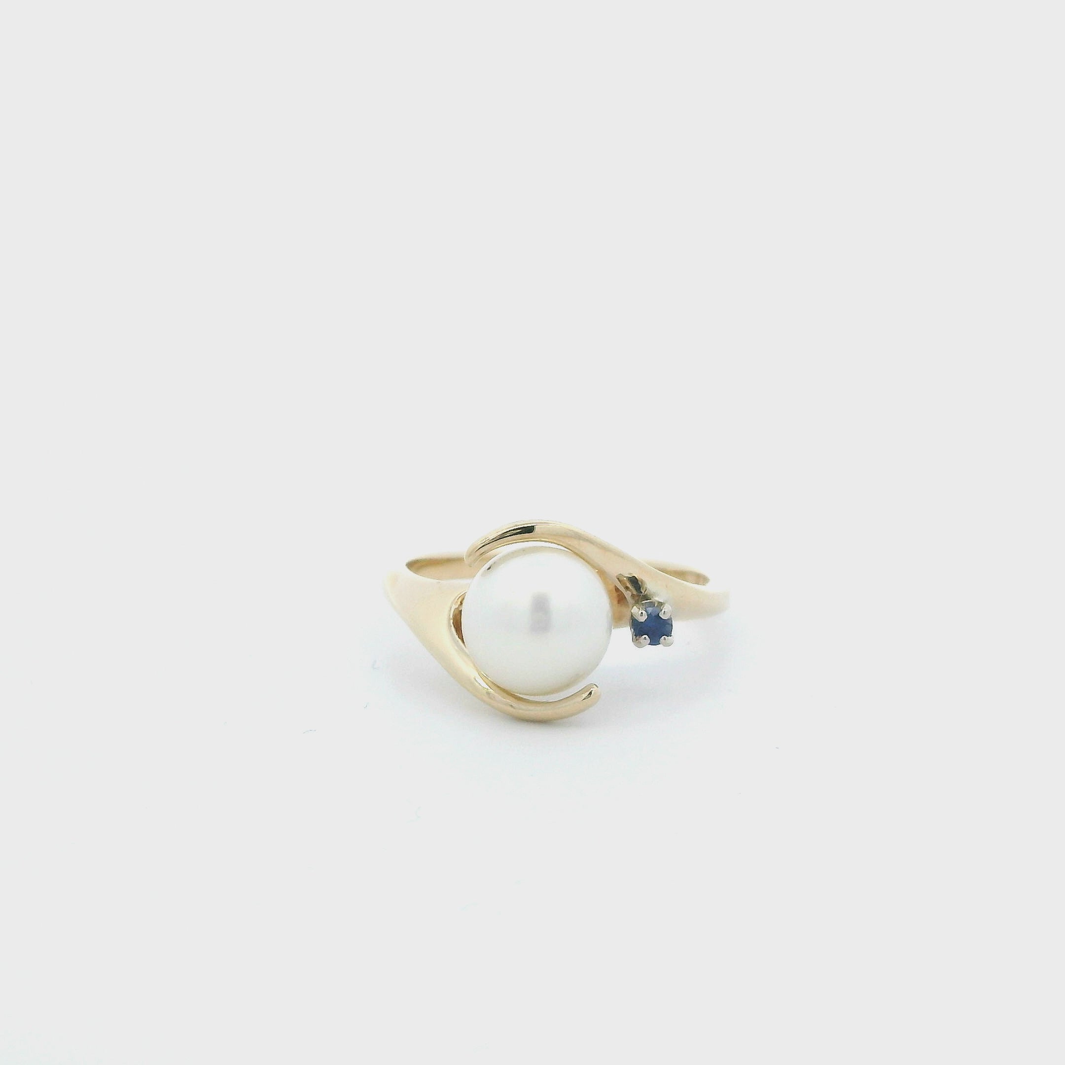 14K Yellow Gold Pearl & Blue Topaz Women's Ring