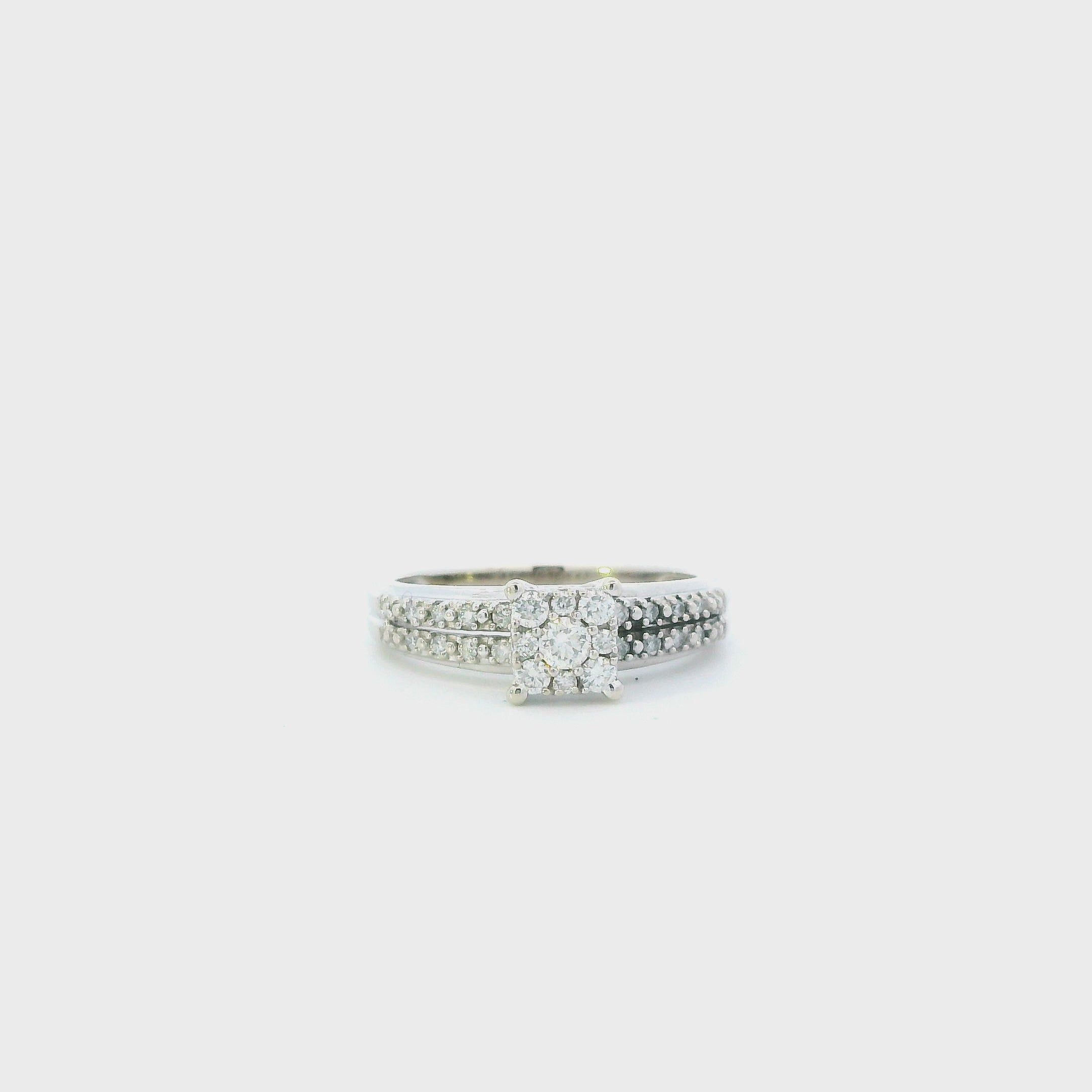 10K White Gold Diamond Womens Ring -0.06ct