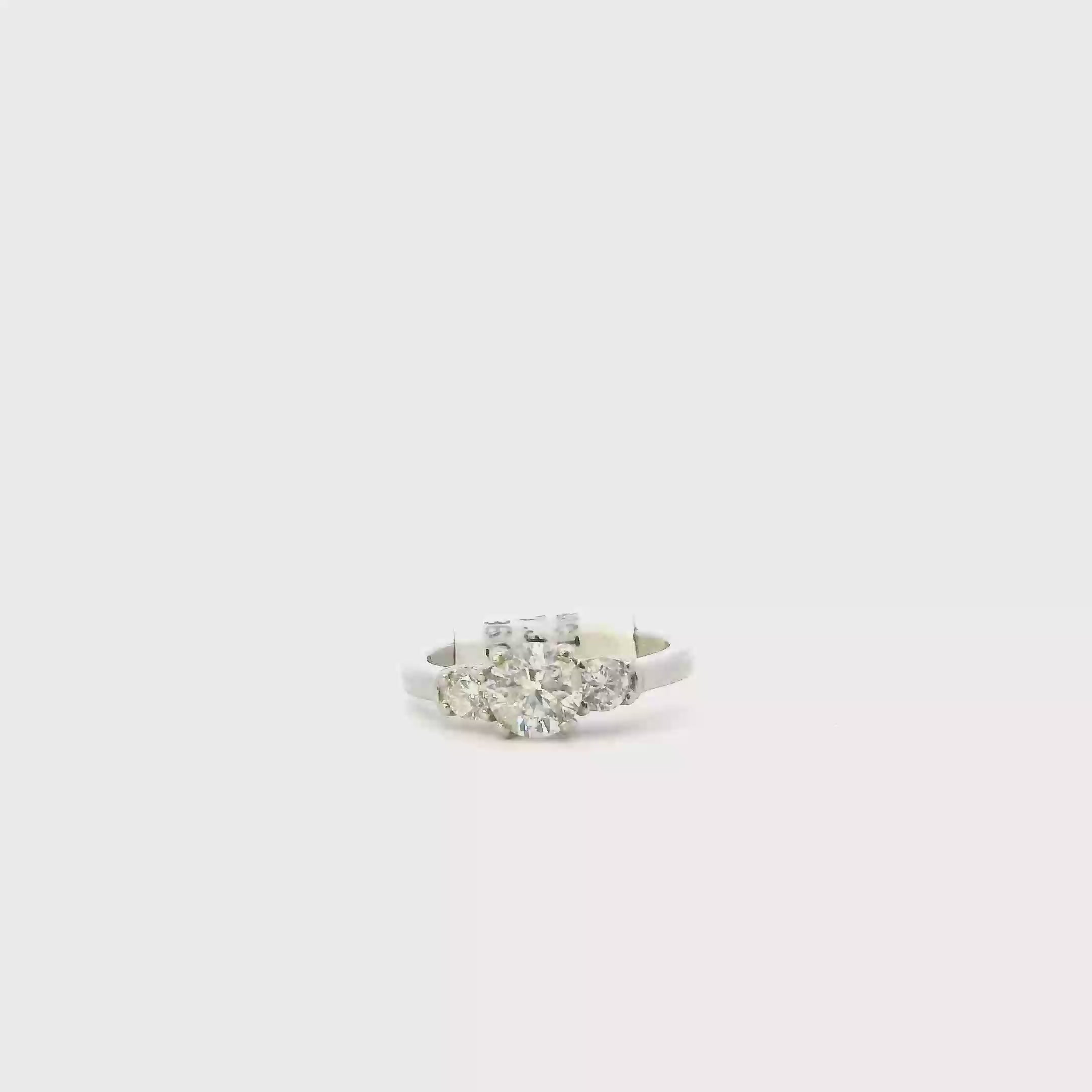 Platinum Women's Diamond Ring - 1.12ct