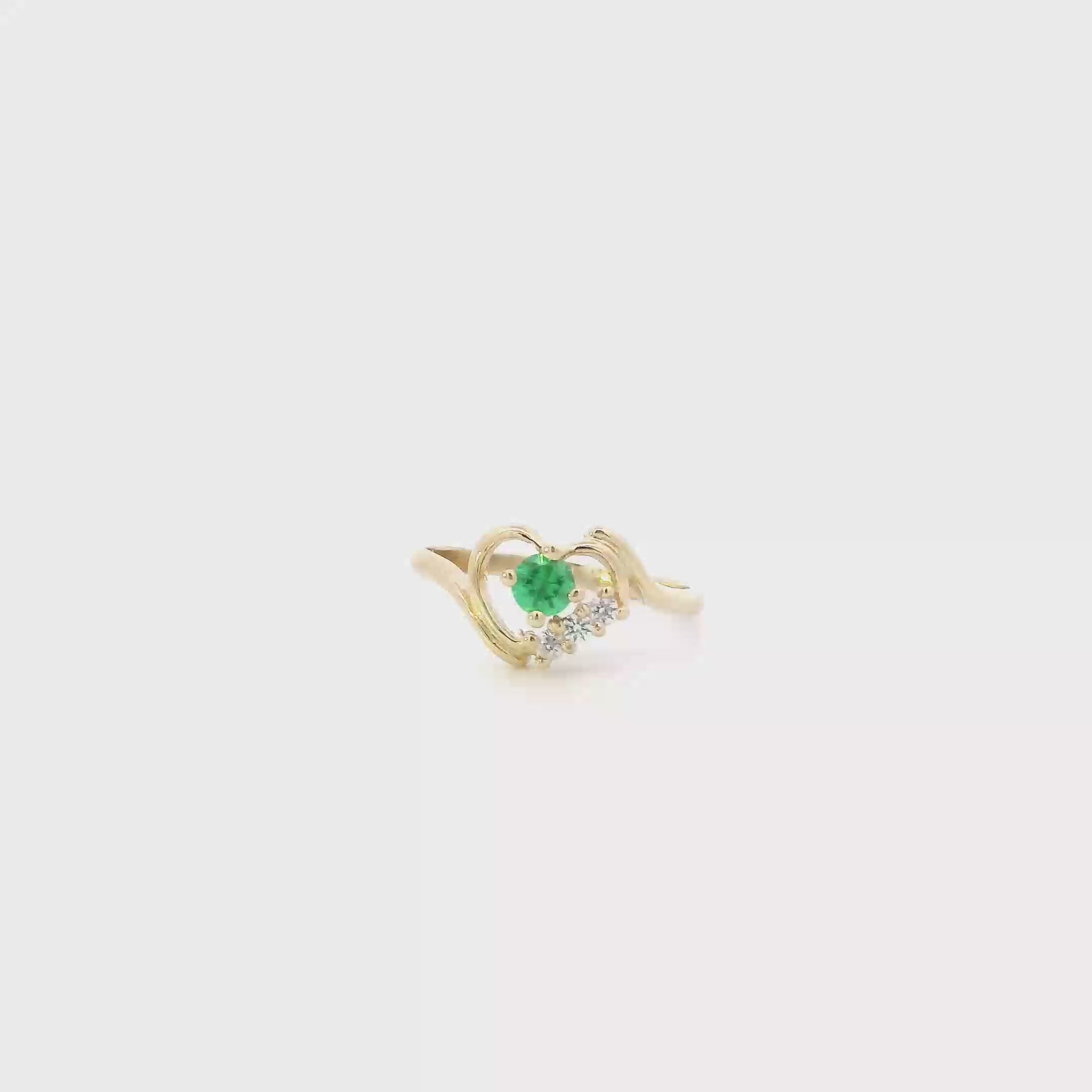 14K Yellow Gold Synthetic Emerald & Cz Heart Womens Ring