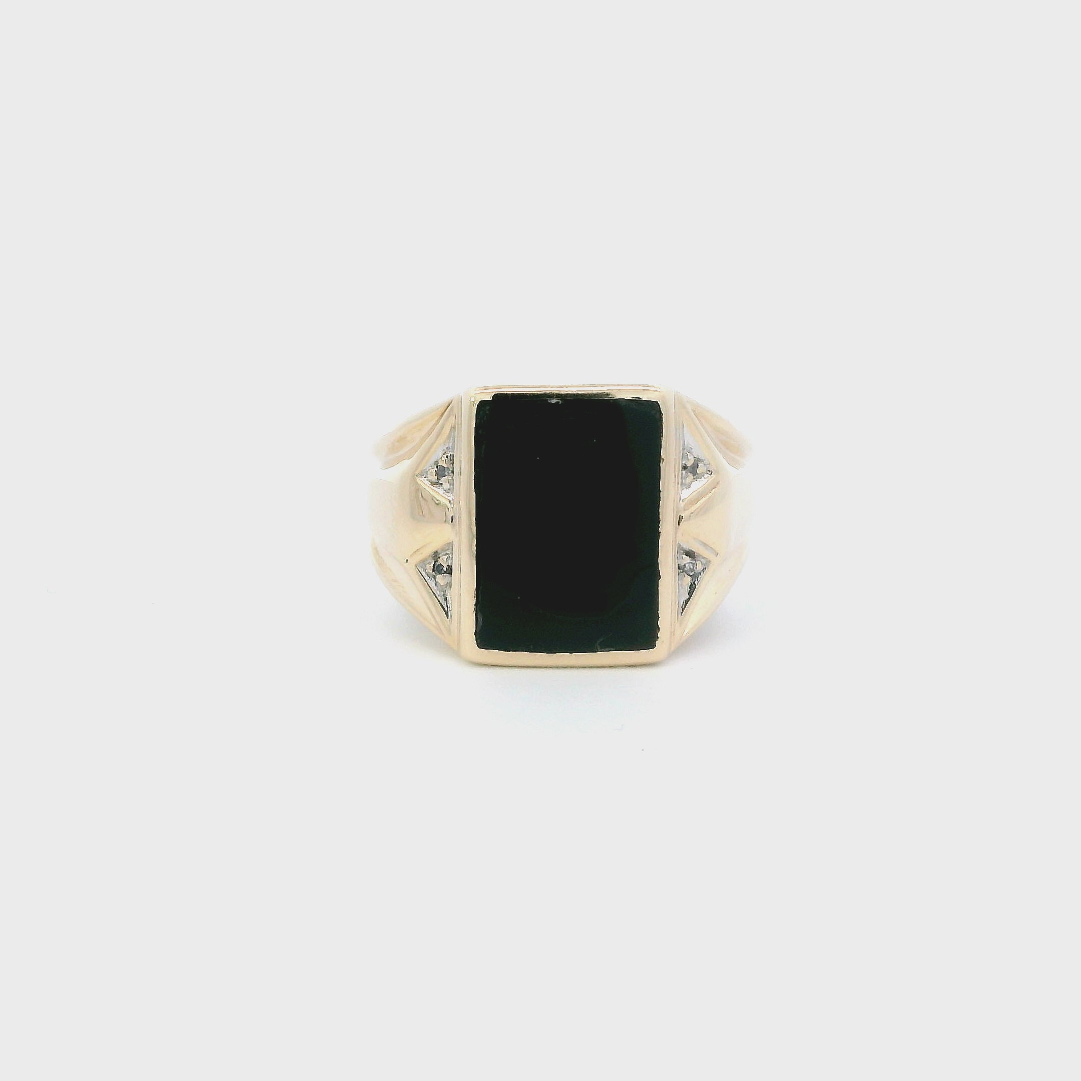 10K Yellow Gold Black Onyx & Diamond Mens Ring - 0.02ct