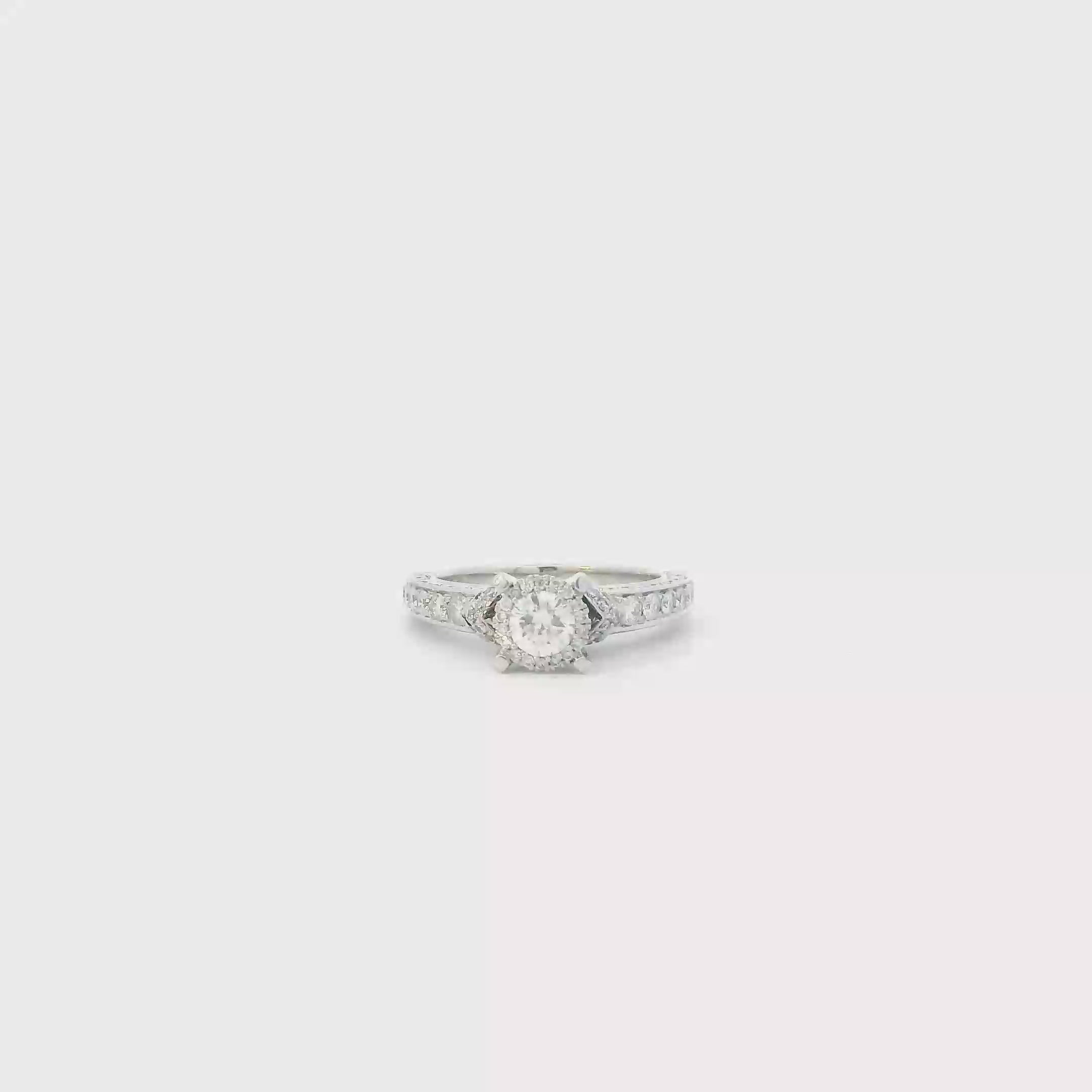 14K White Gold Diamond Women's Ring - 0.97ct