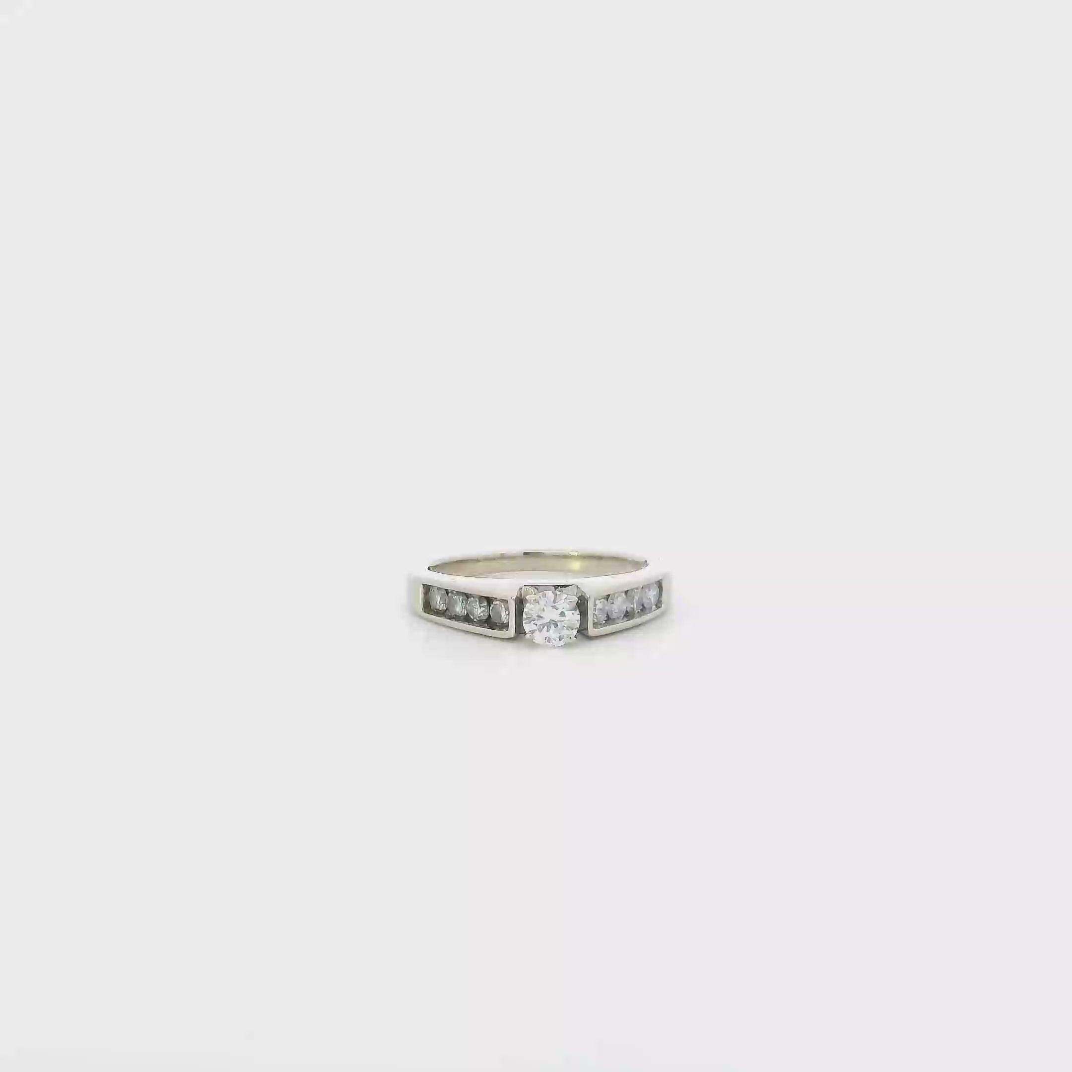 14K White Gold Diamond Womens Ring - 0.56ct