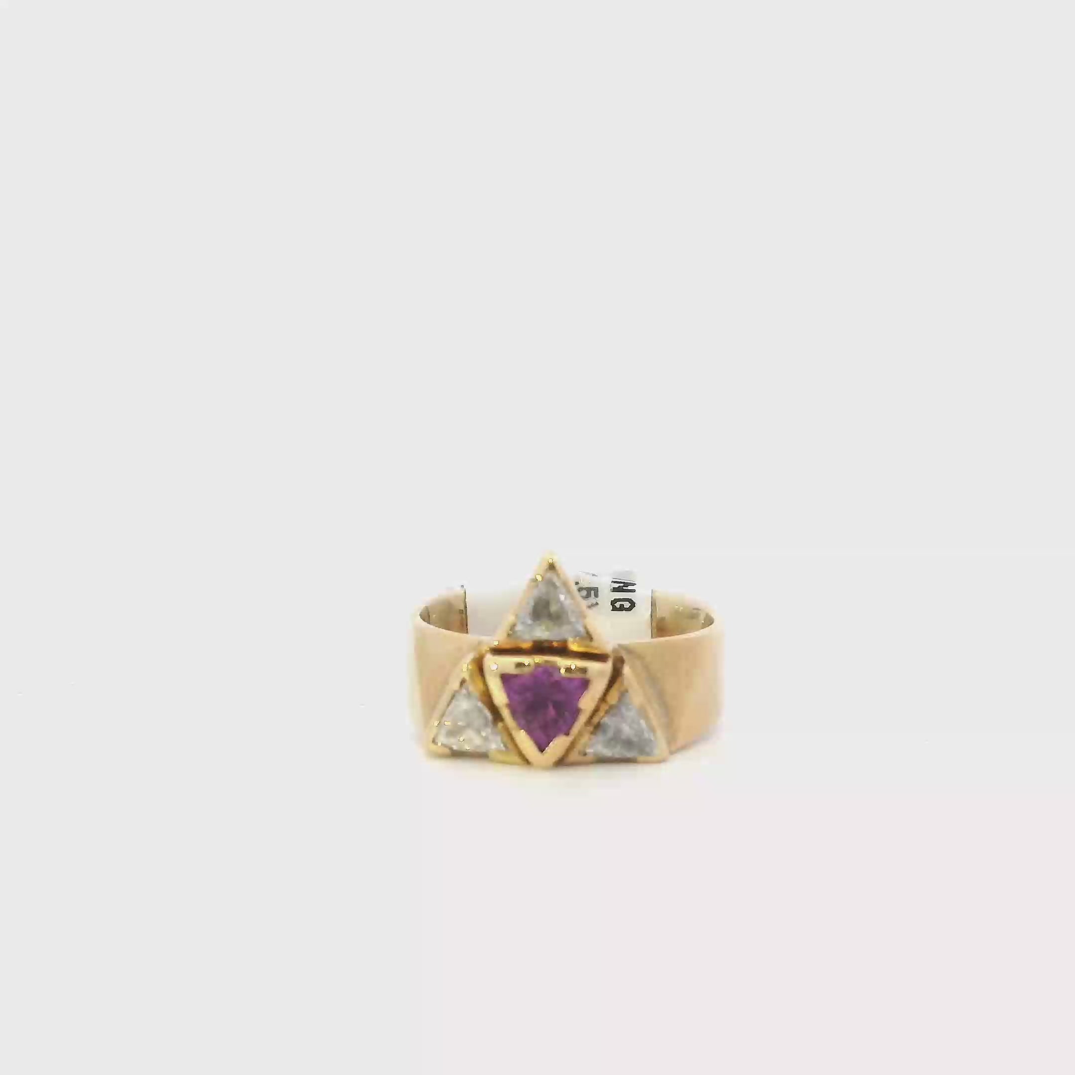 14K Yellow Gold Diamond & Sapphire Triangular Women's Ring - 0.75ct