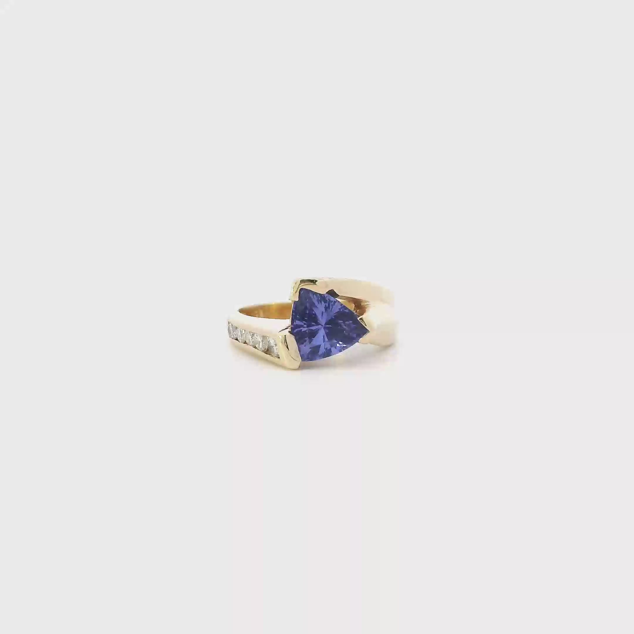 14K Yellow Gold Tanzanite & Diamond Womens Ring - 0.42ct