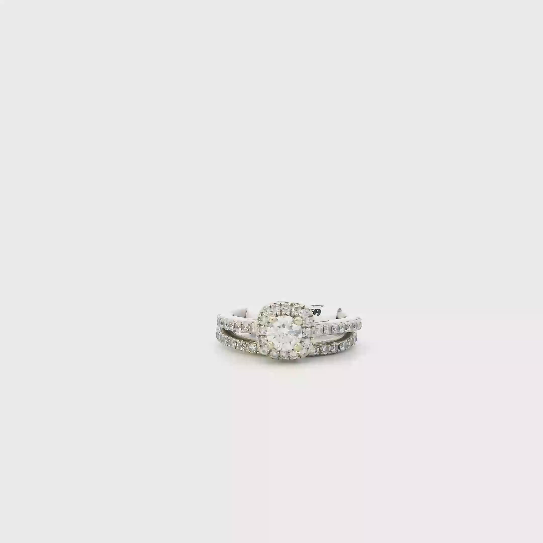 10K White Gold Diamond Engagement & Wedding Ring Set - 0.91ct