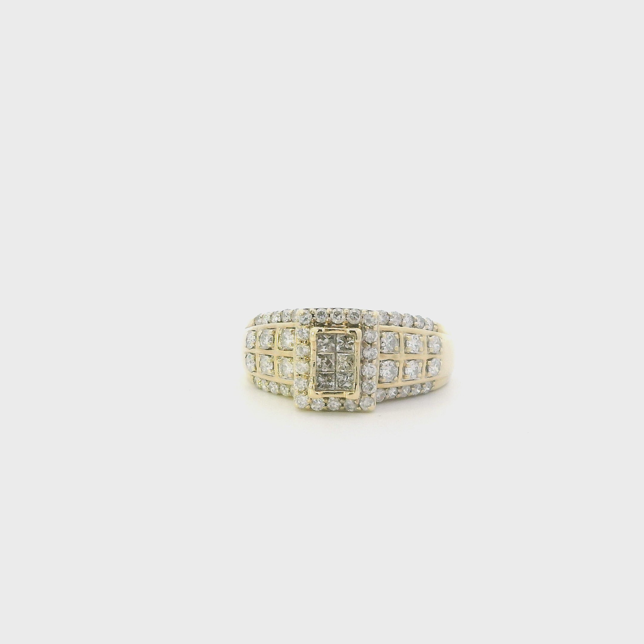 10K Yellow Gold Women's Diamond Ring - 0.75ct