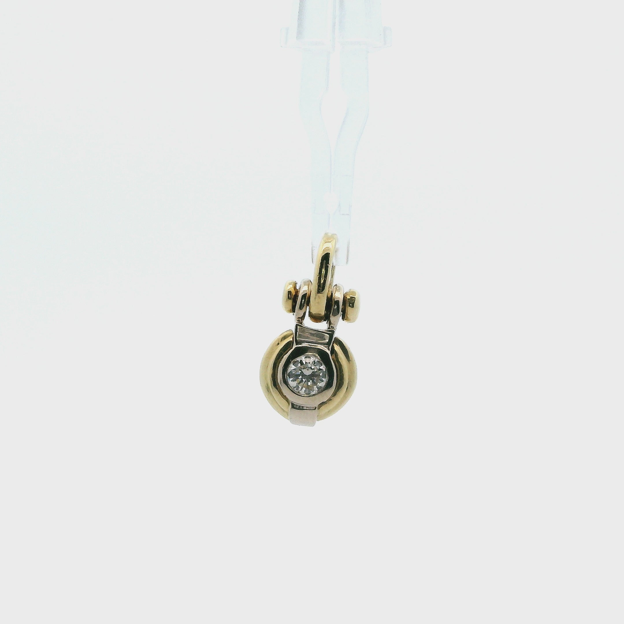 18K Yellow Gold Diamond Pendant - 0.24ct