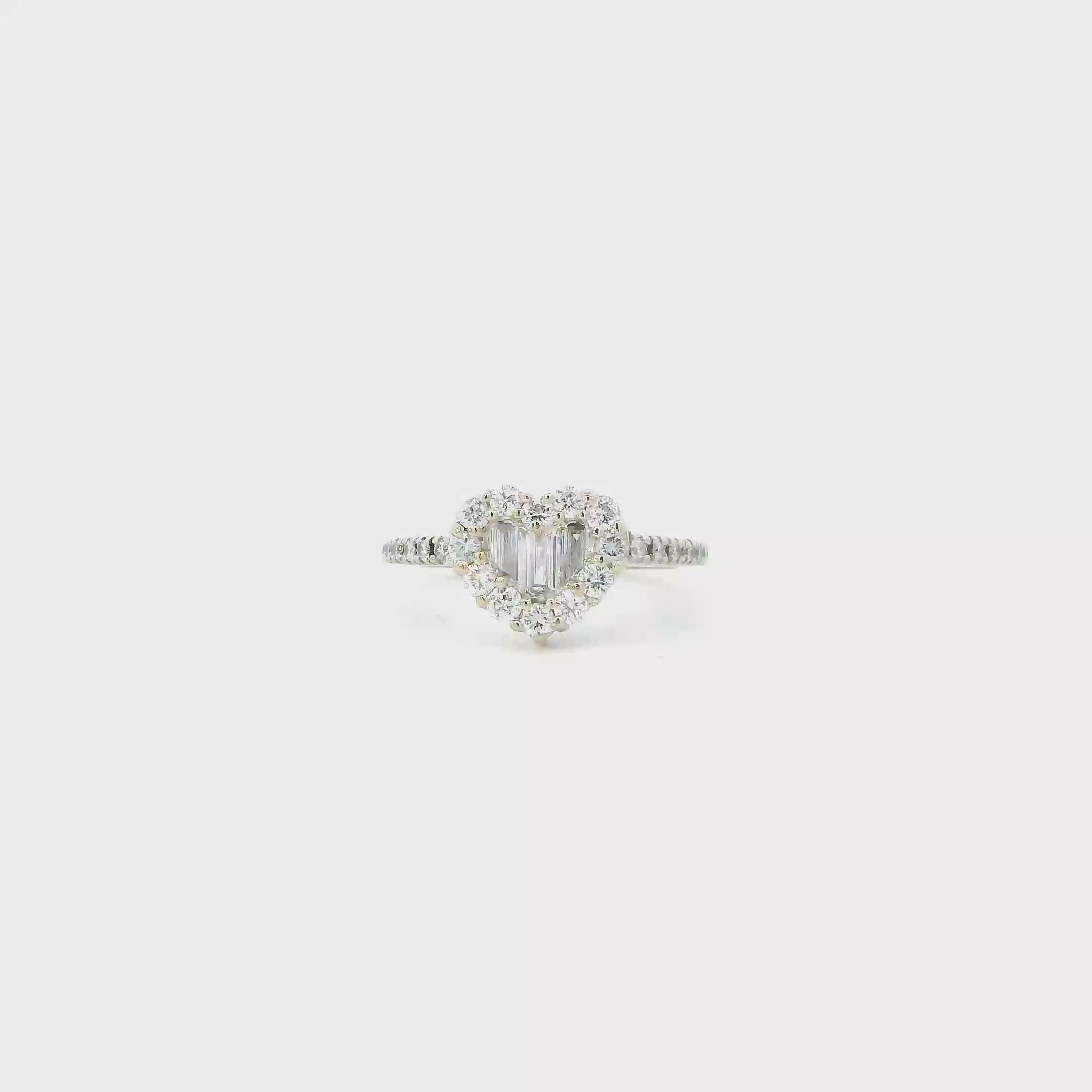 18K White Gold Diamond Women Heart Ring - 0.62ct