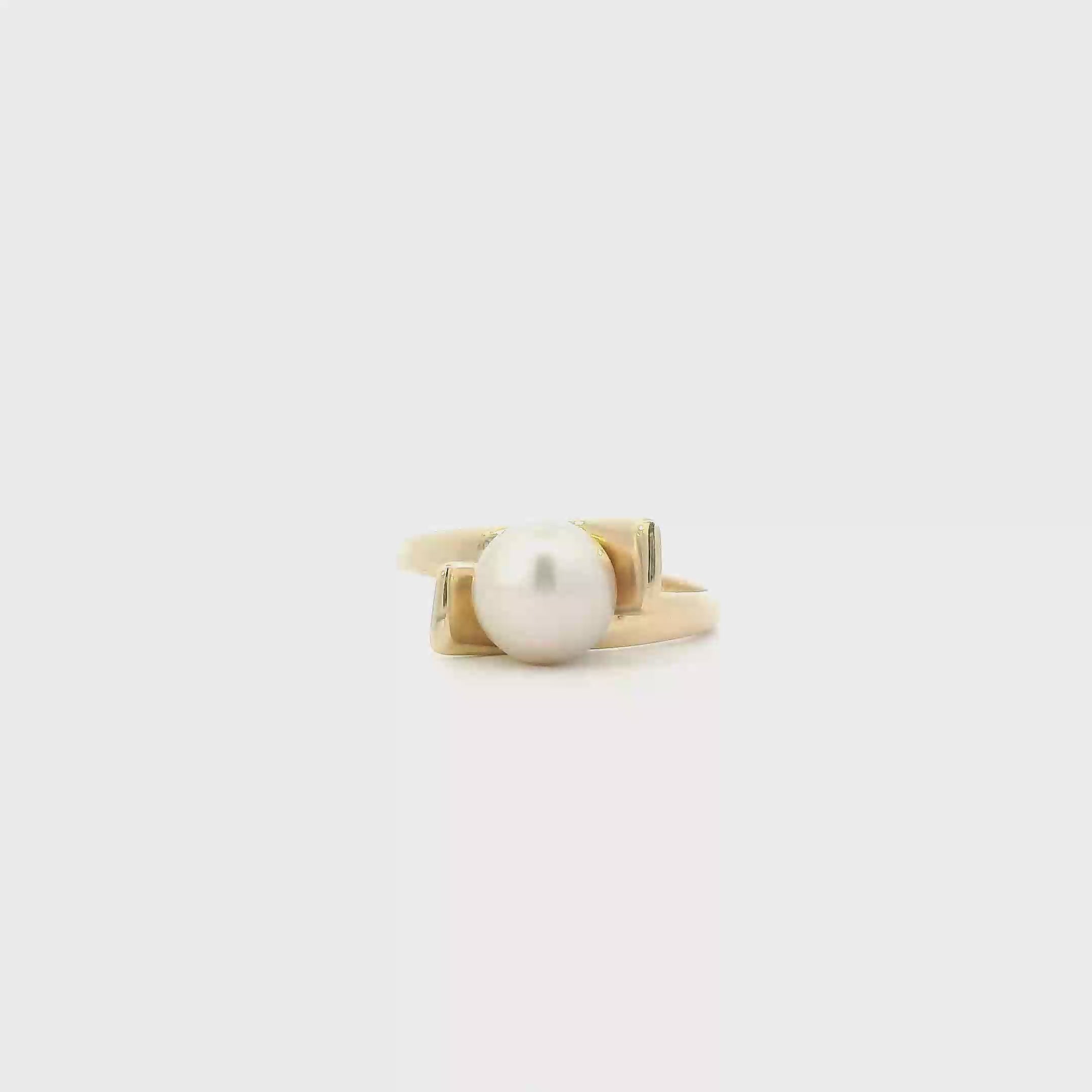 14K Yellow Gold Pearl Women's Ring
