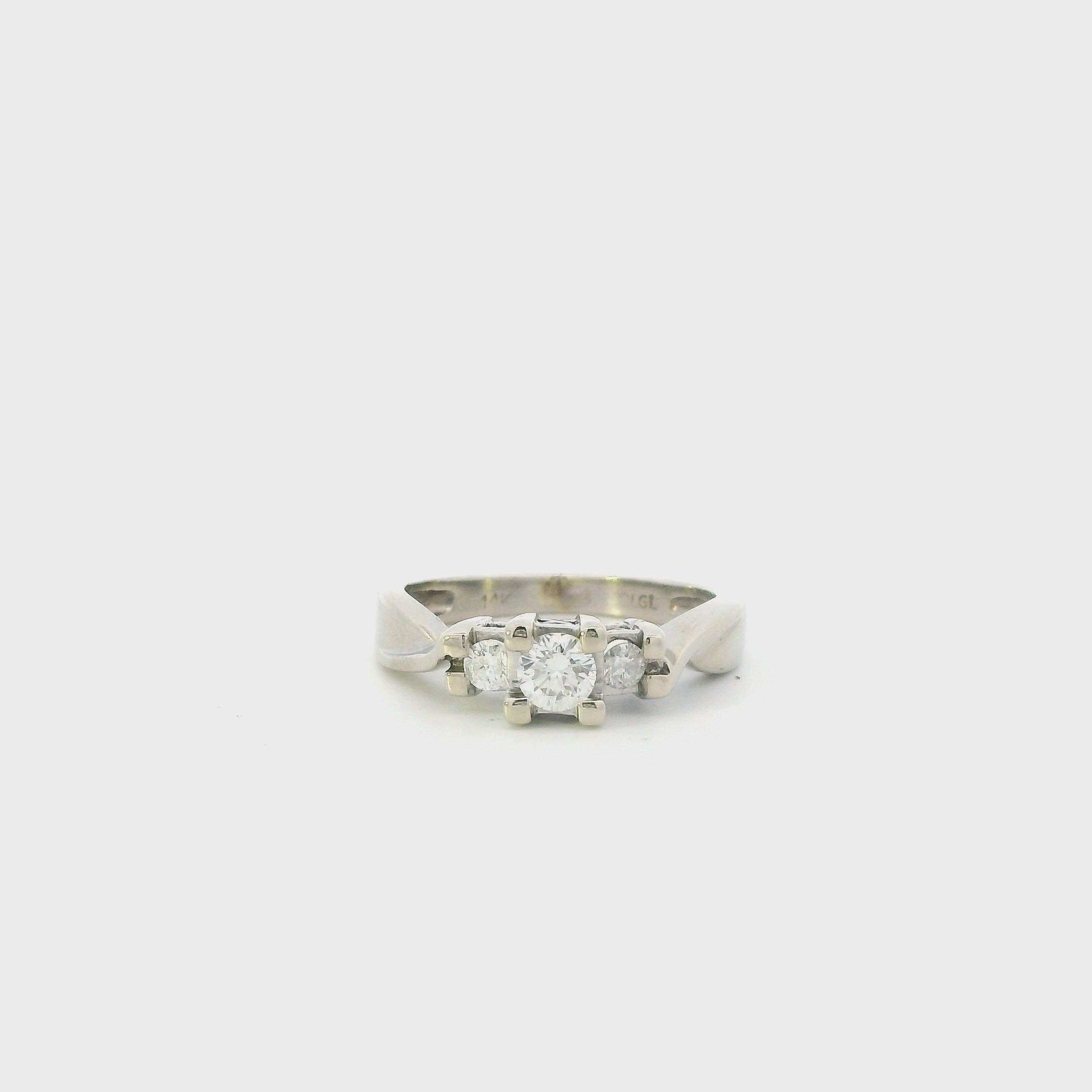 14K White Gold Diamond Womens Ring - 0.29ct