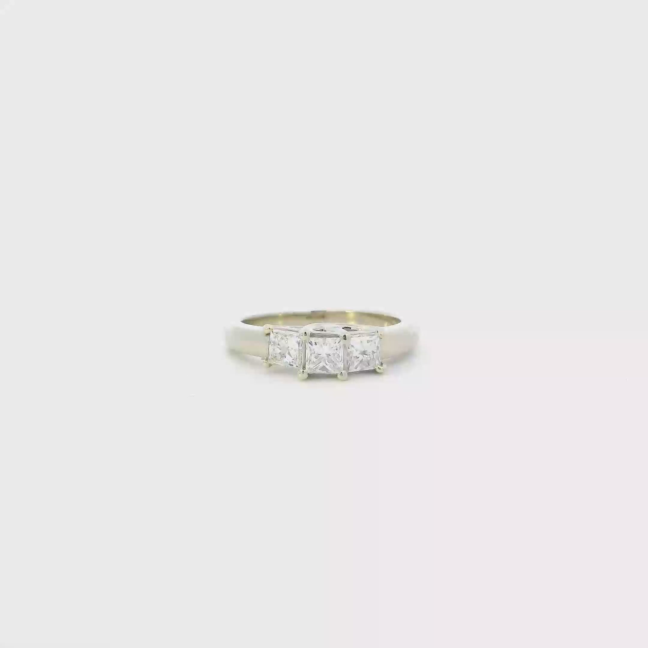 14K White Gold Diamond Womens Ring - 0.90ct