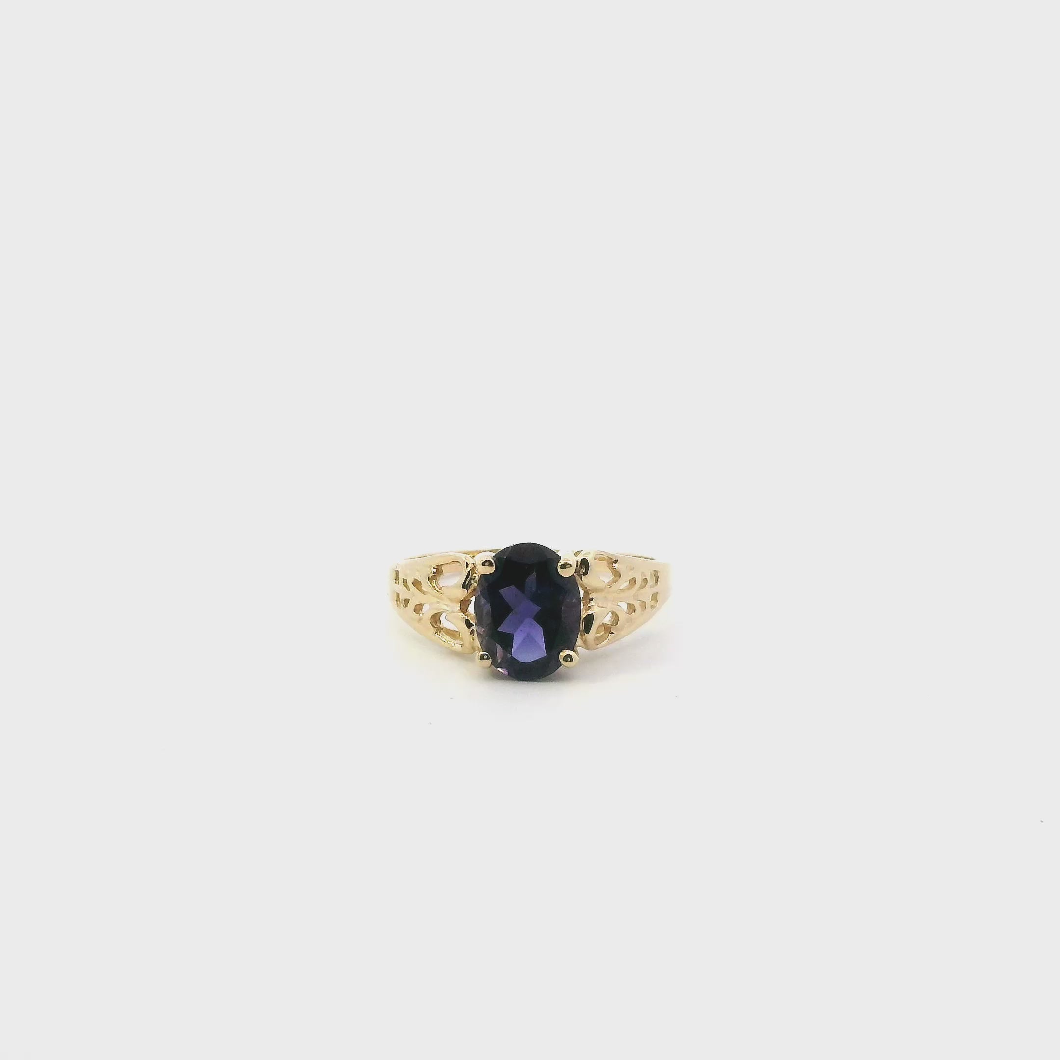 10K Yellow Gold Oval Iolite Womens Ring