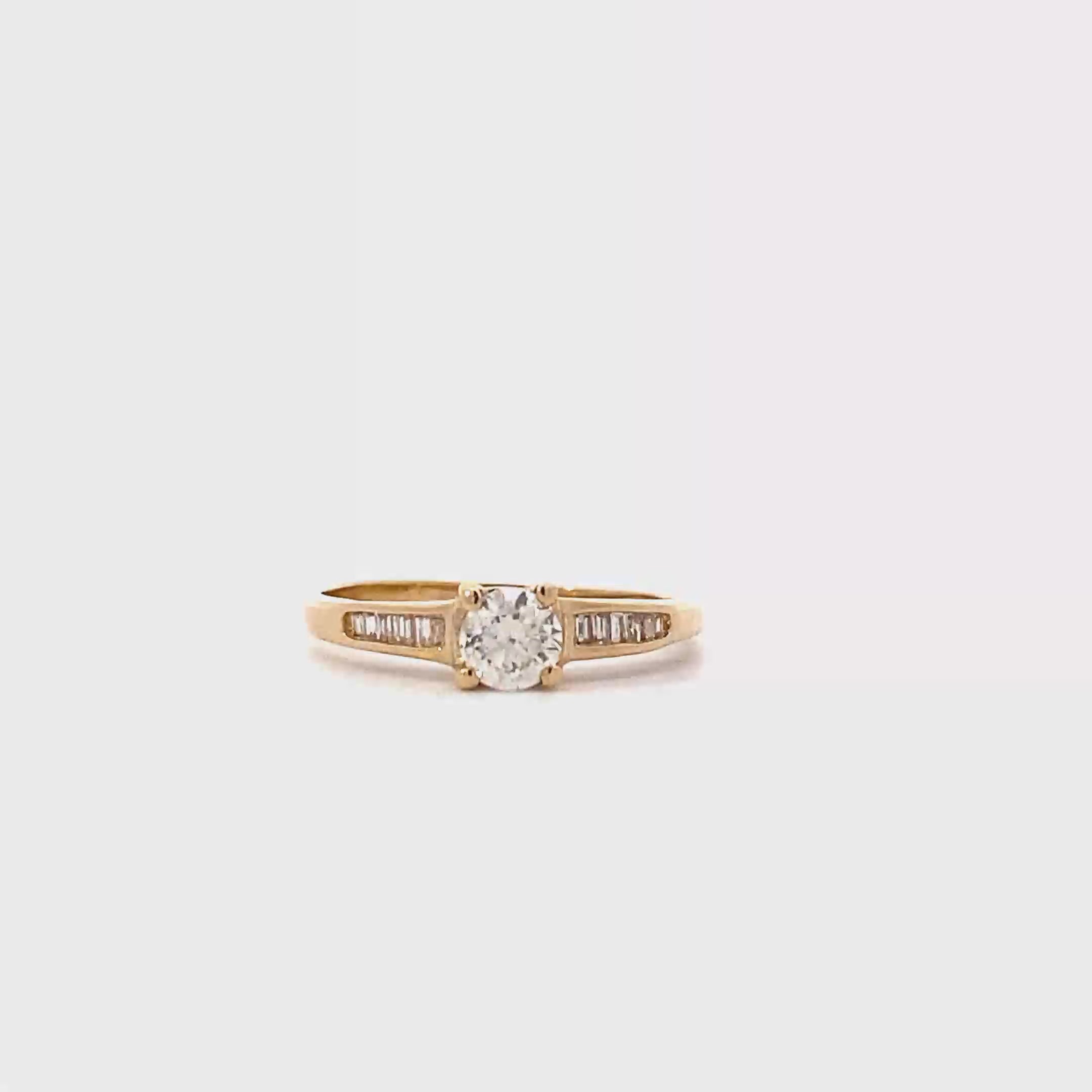 14K Yellow Gold Women's Diamond Ring - 0.29ct